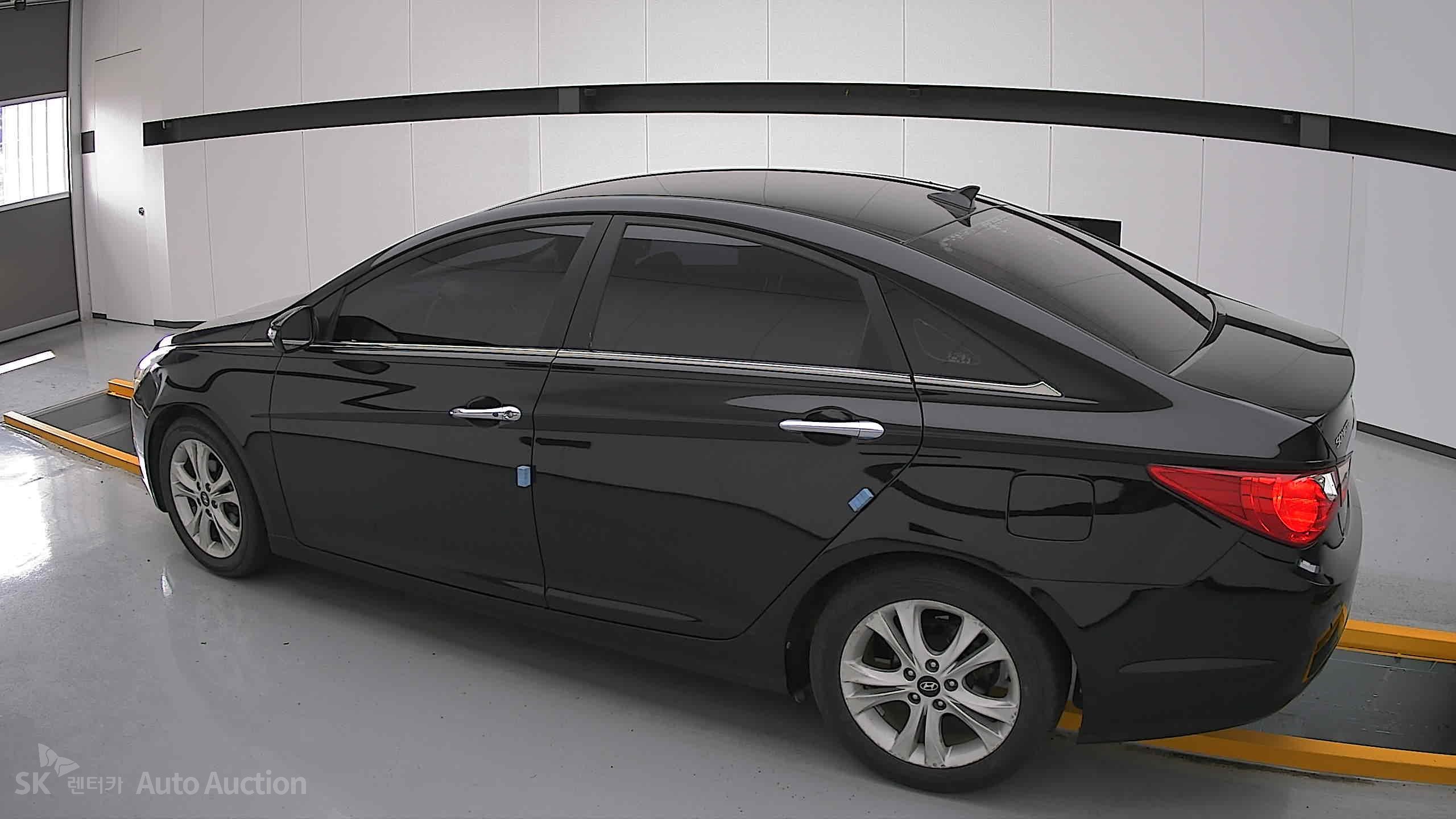 2011 - hyundai sonata