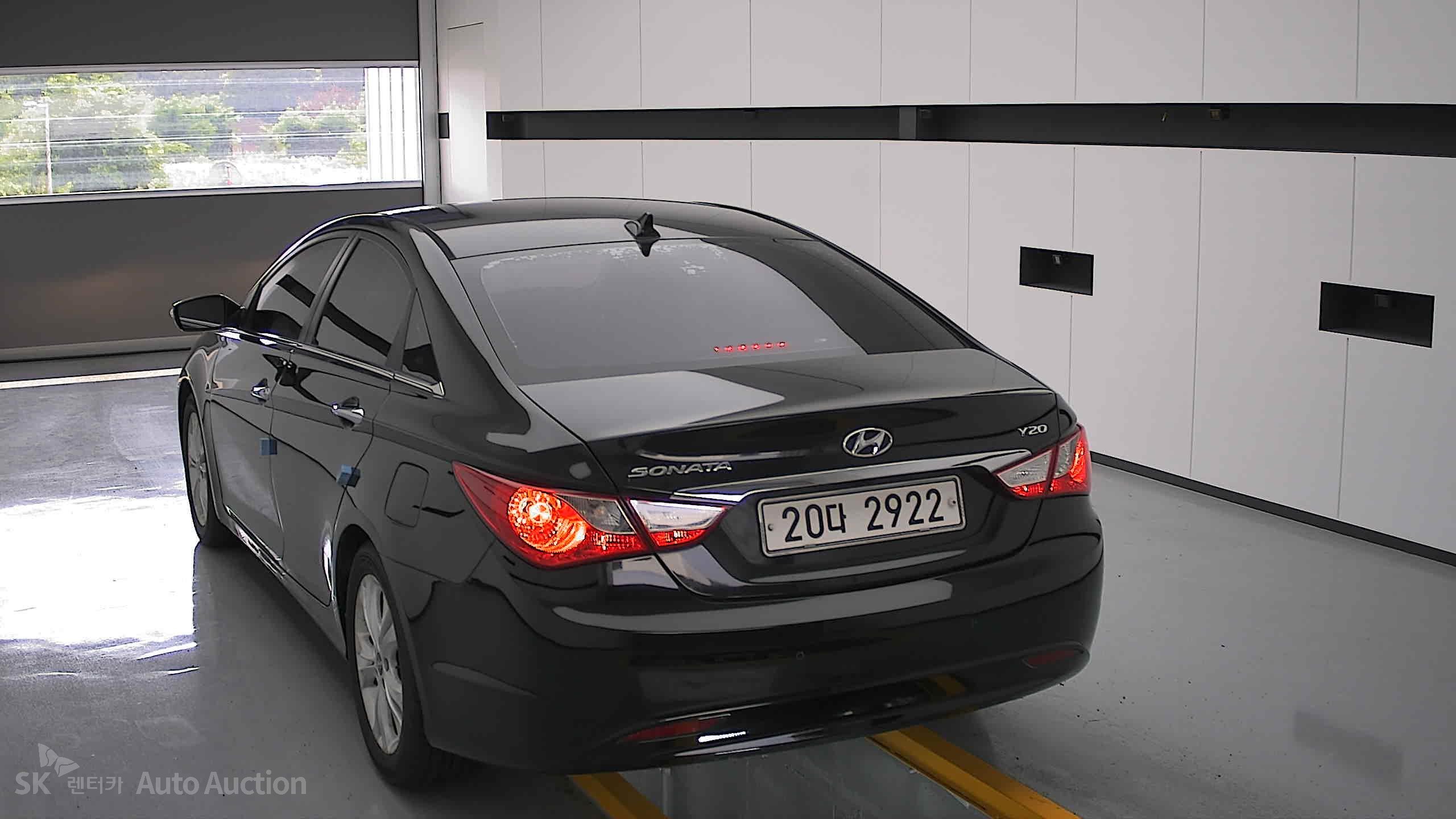 2011 - hyundai sonata
