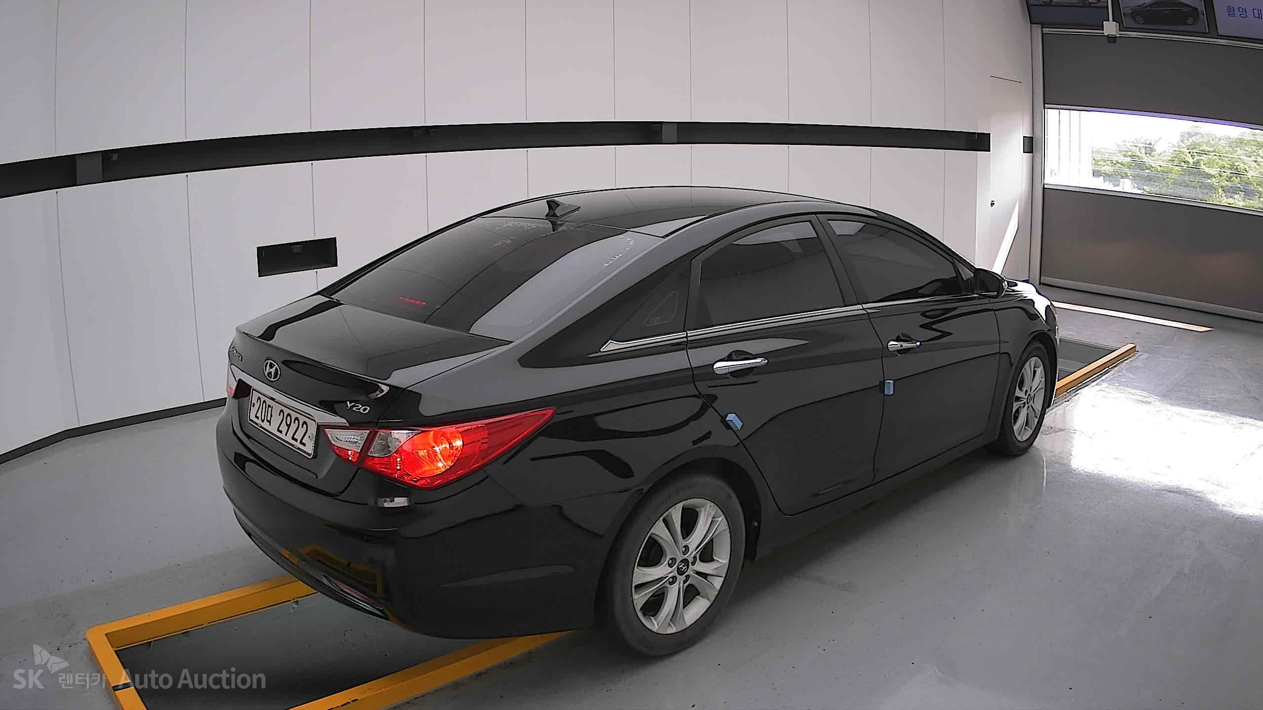 2011 - hyundai sonata
