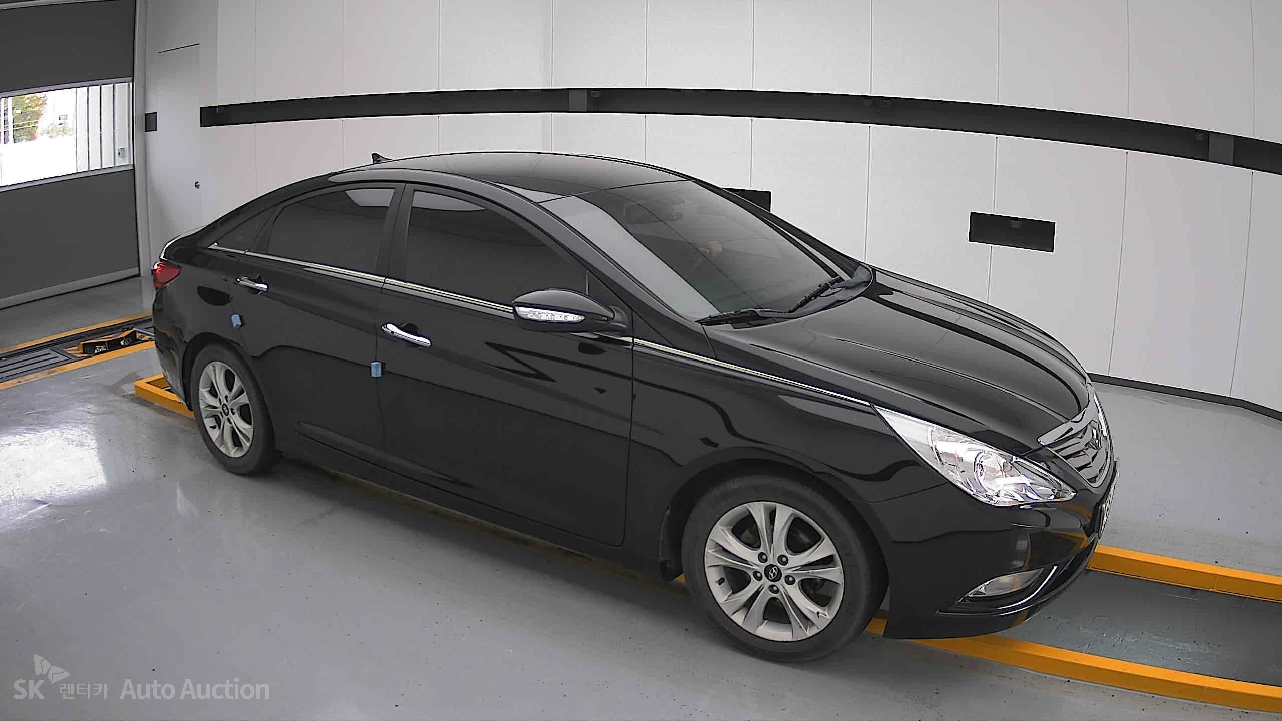 2011 - hyundai sonata