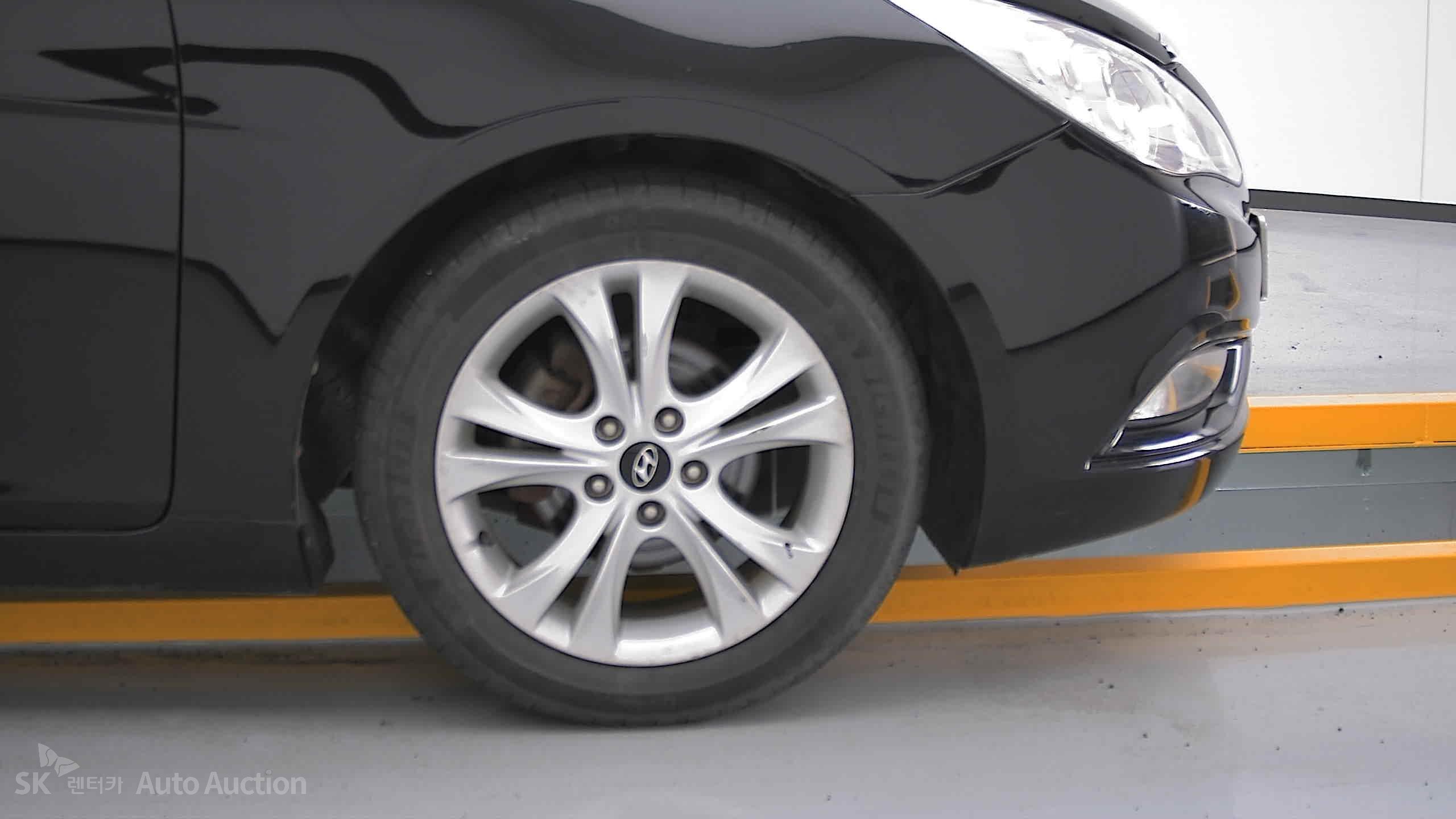 2011 - hyundai sonata