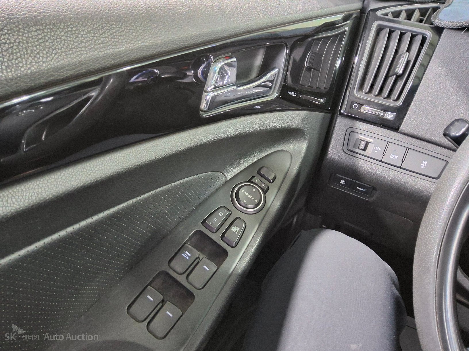 2011 - hyundai sonata
