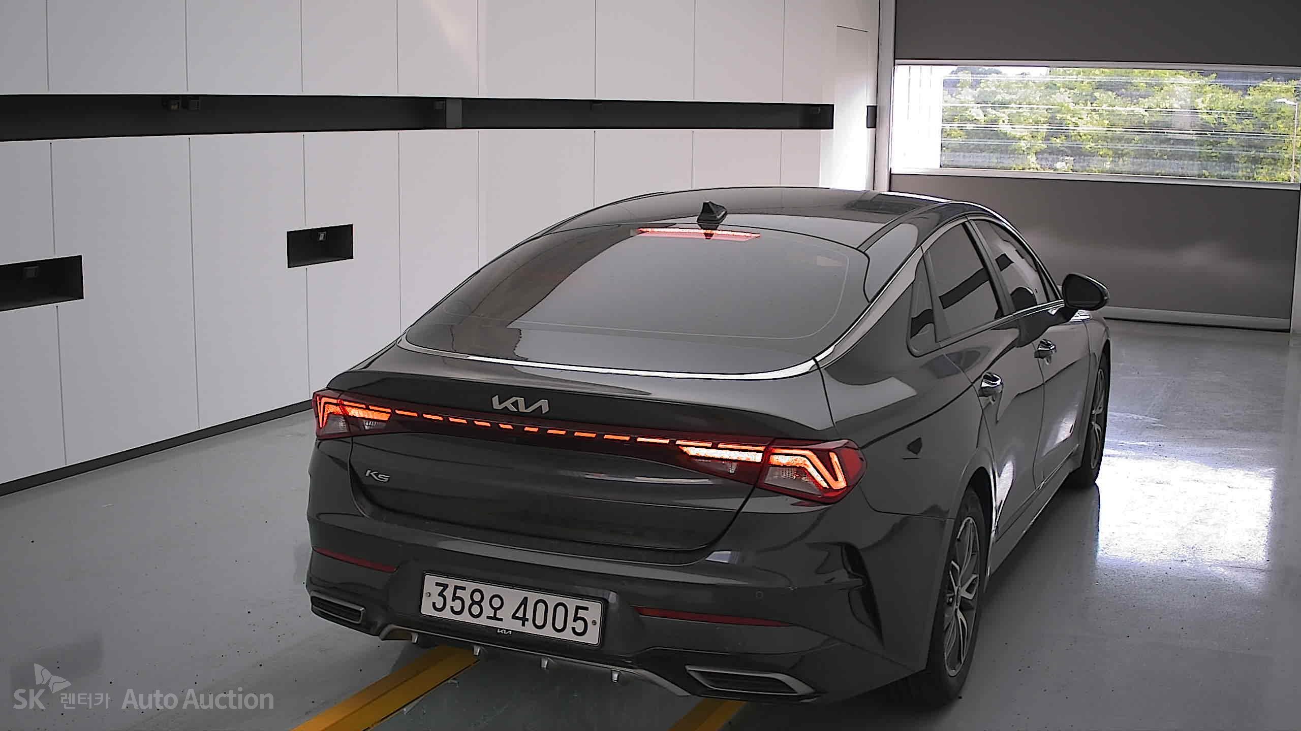 2022 - kia k5