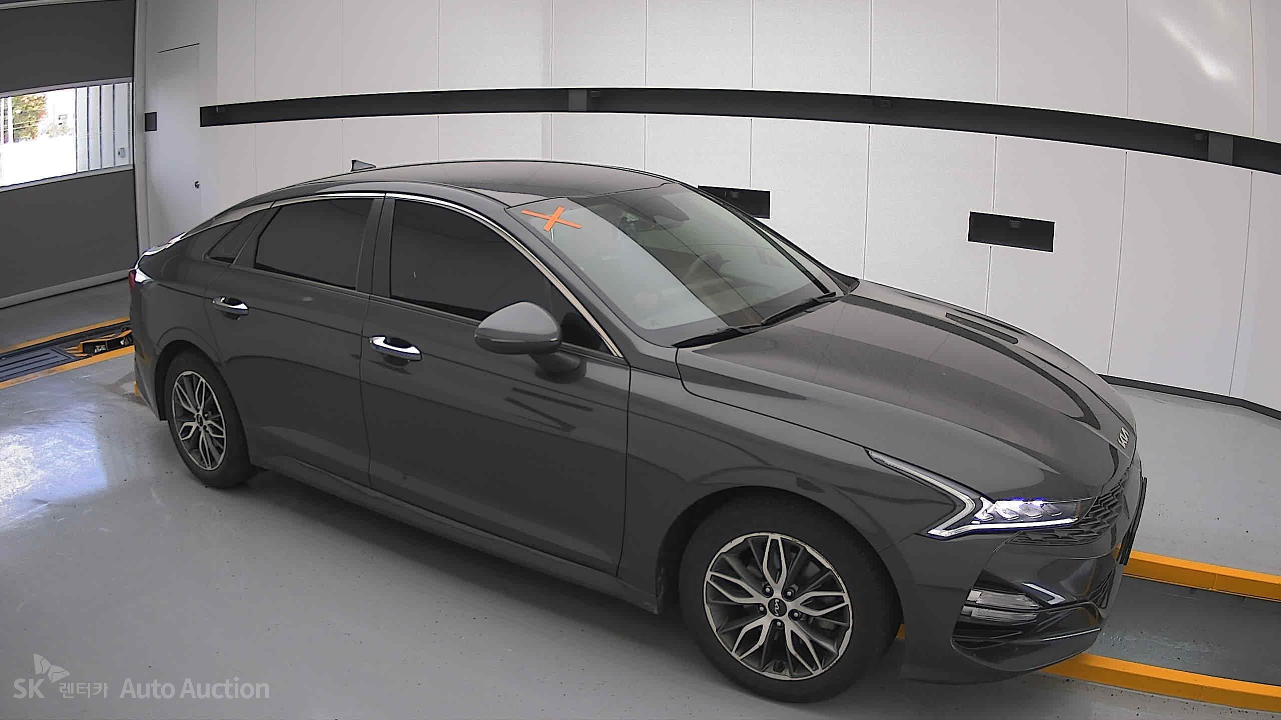 2022 - kia k5