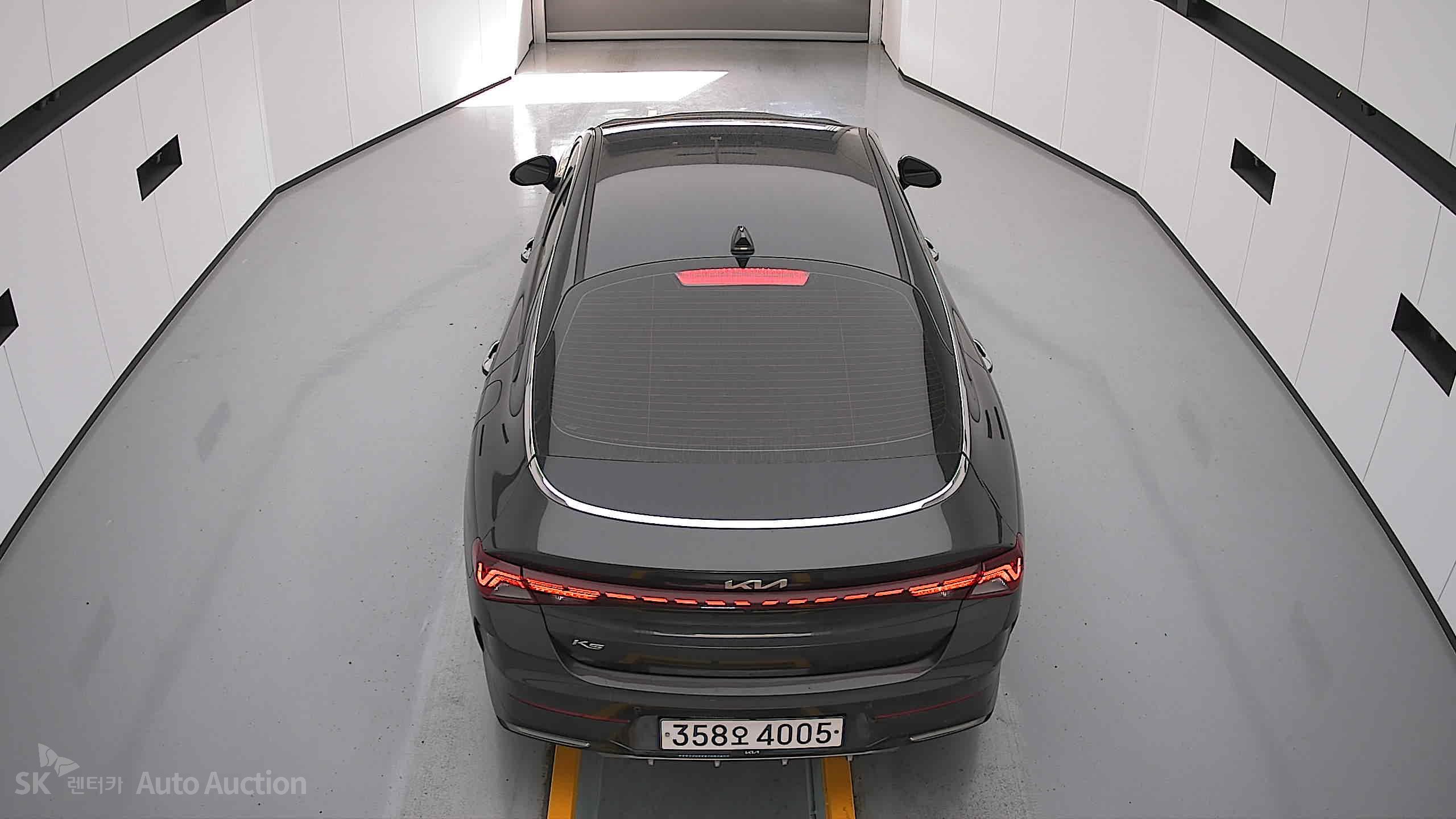 2022 - kia k5
