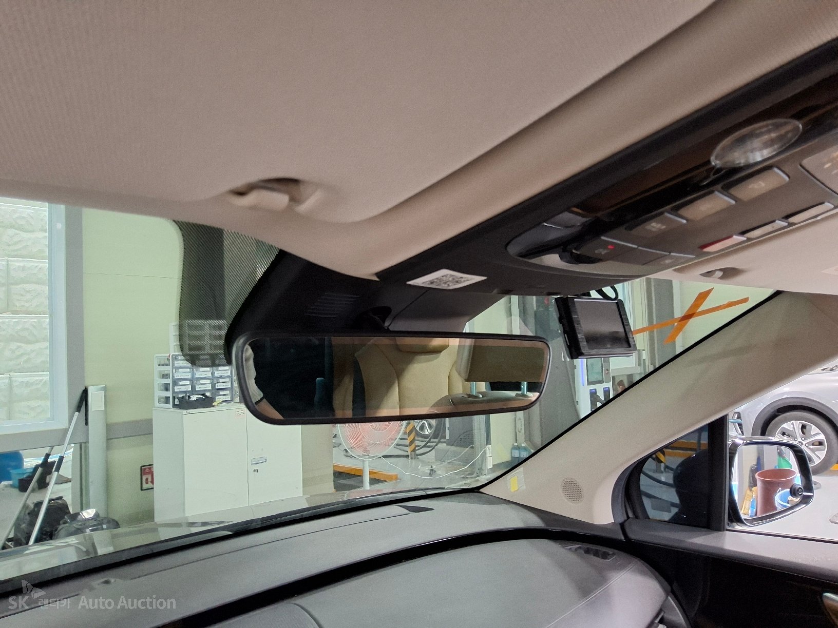2023 - kia carnival