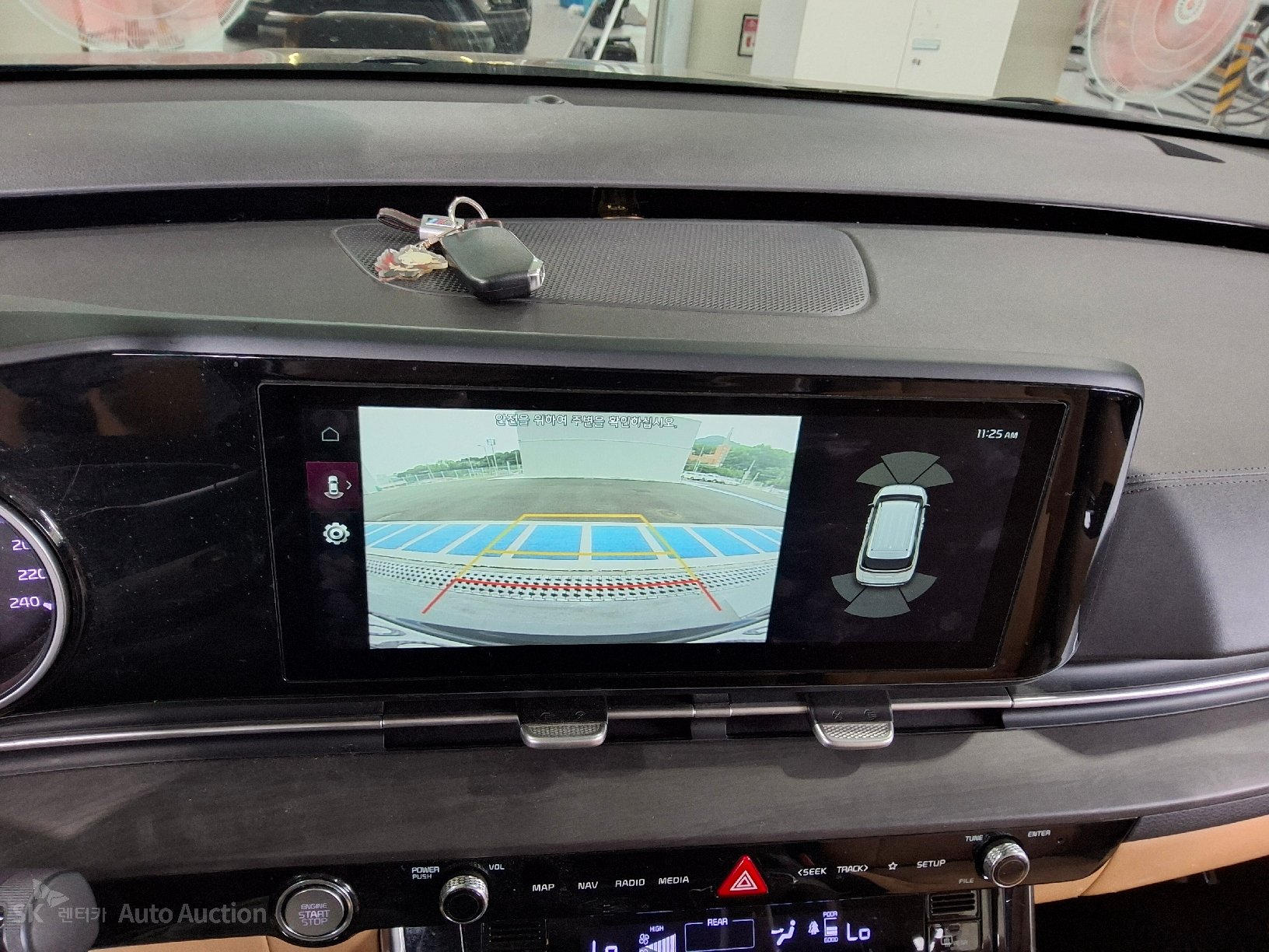 2023 - kia carnival
