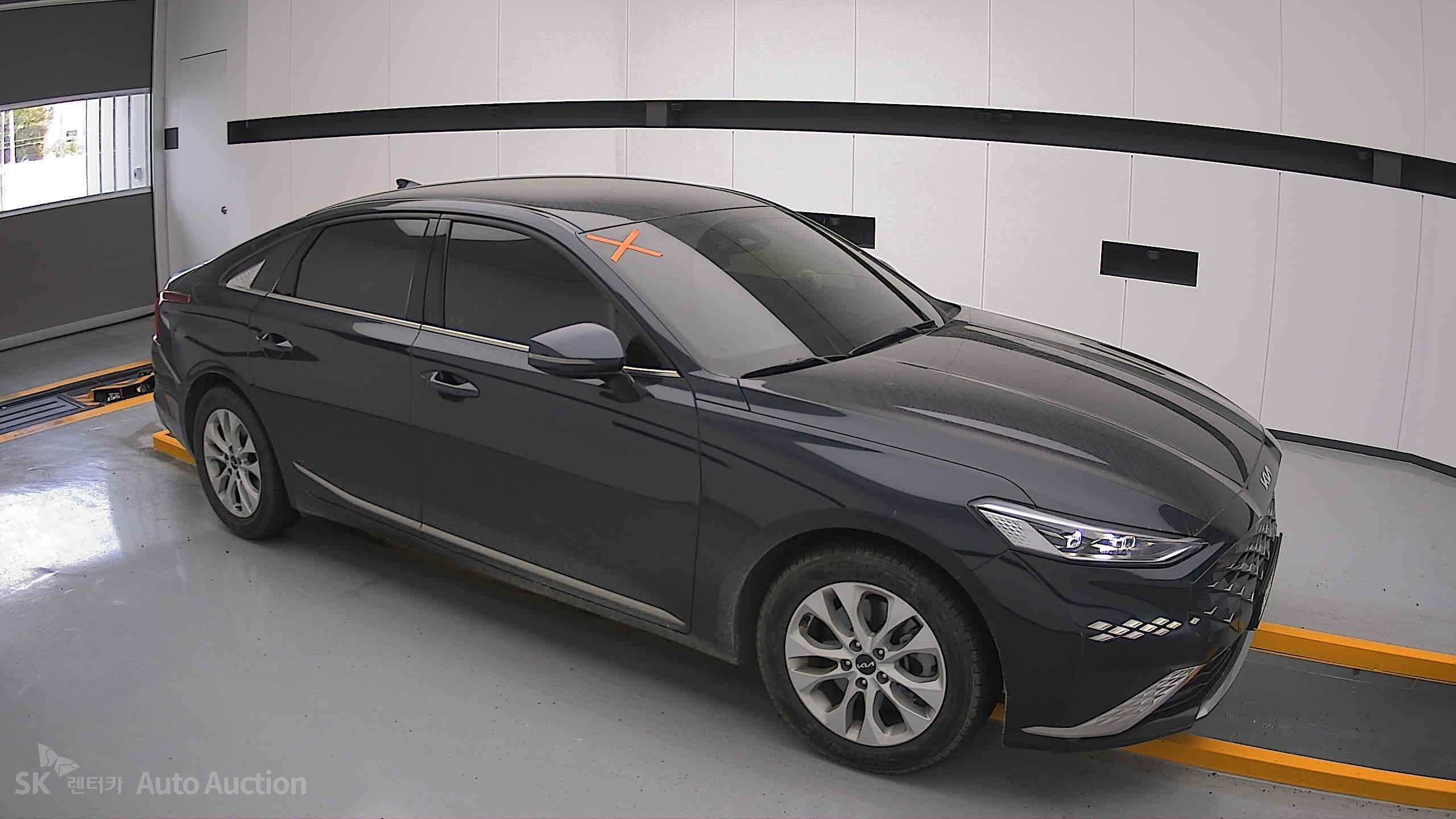 2023 - kia k8