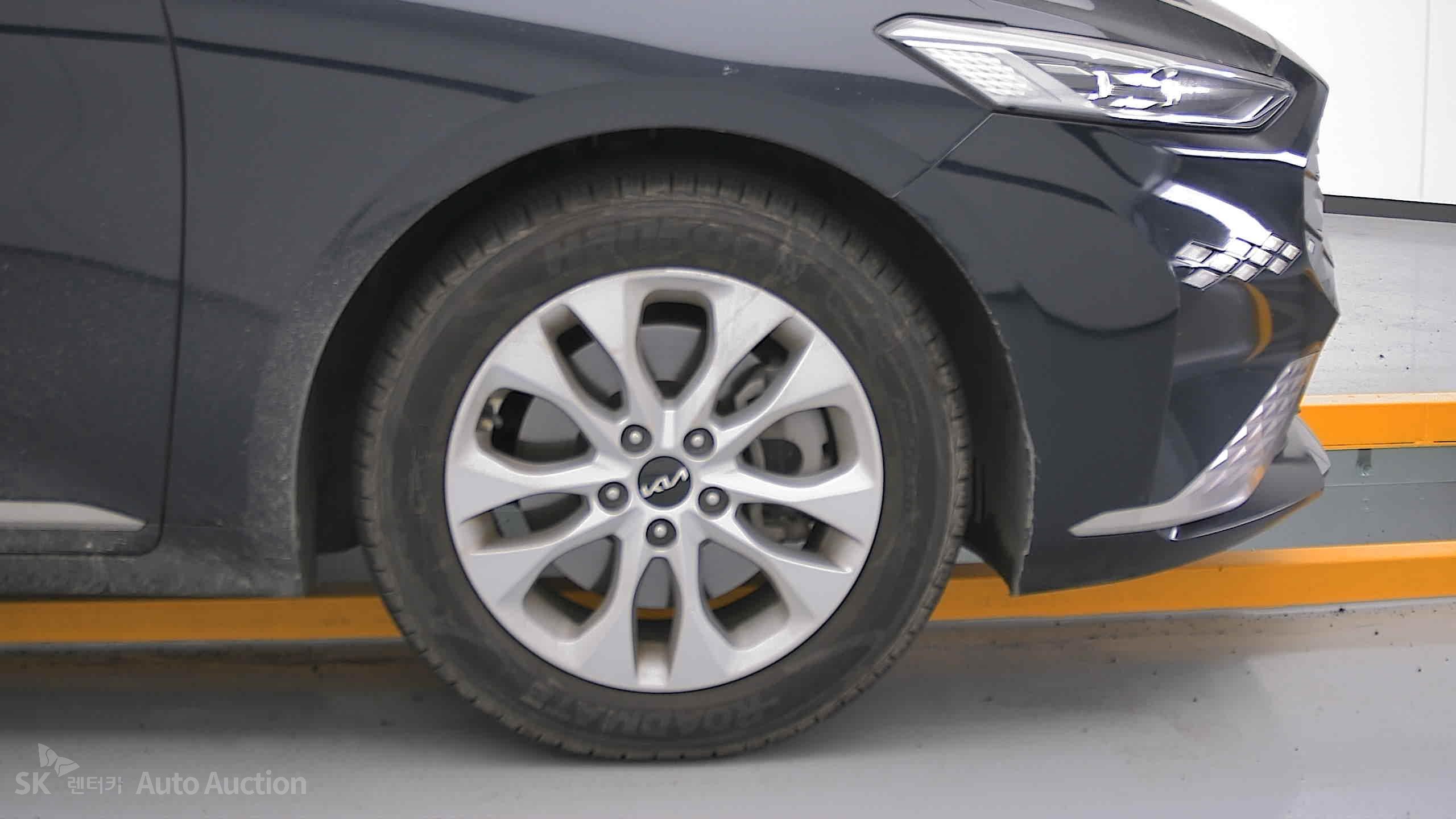2023 - kia k8