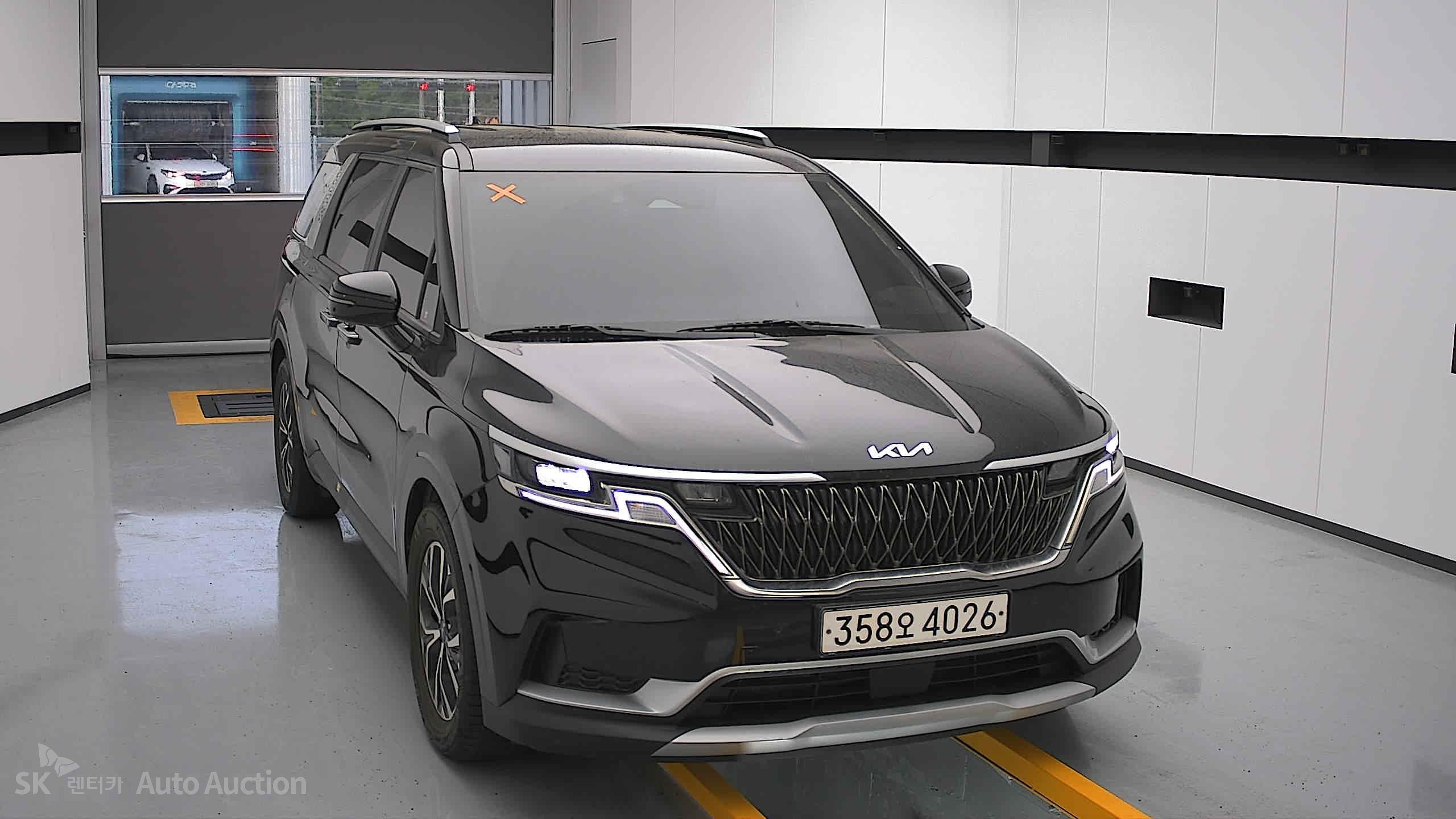 2023 - kia carnival