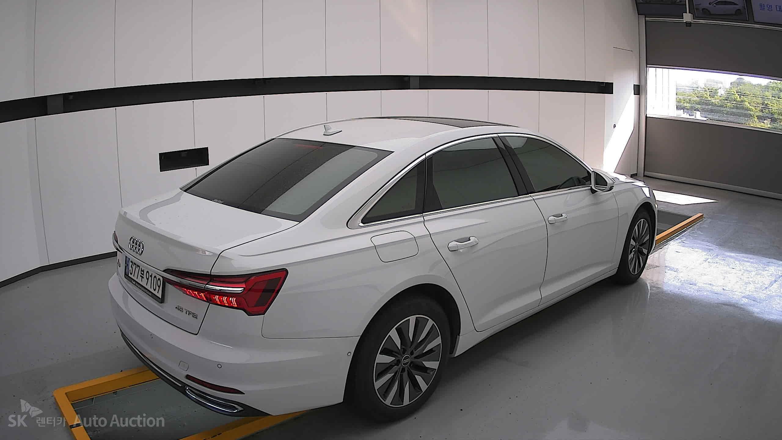 2021 - audi a6