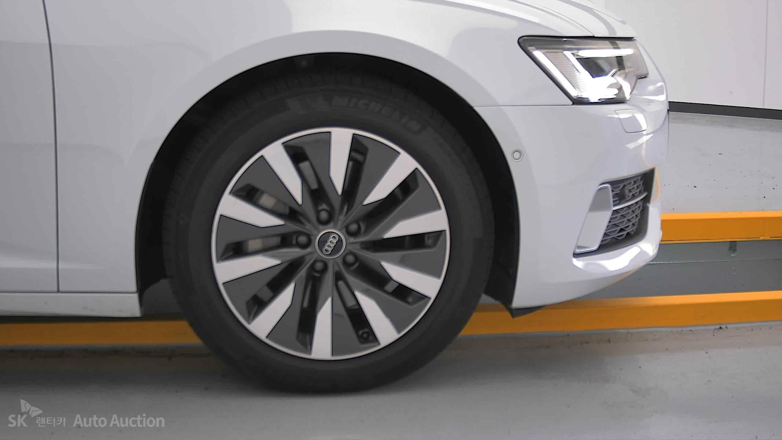 2021 - audi a6