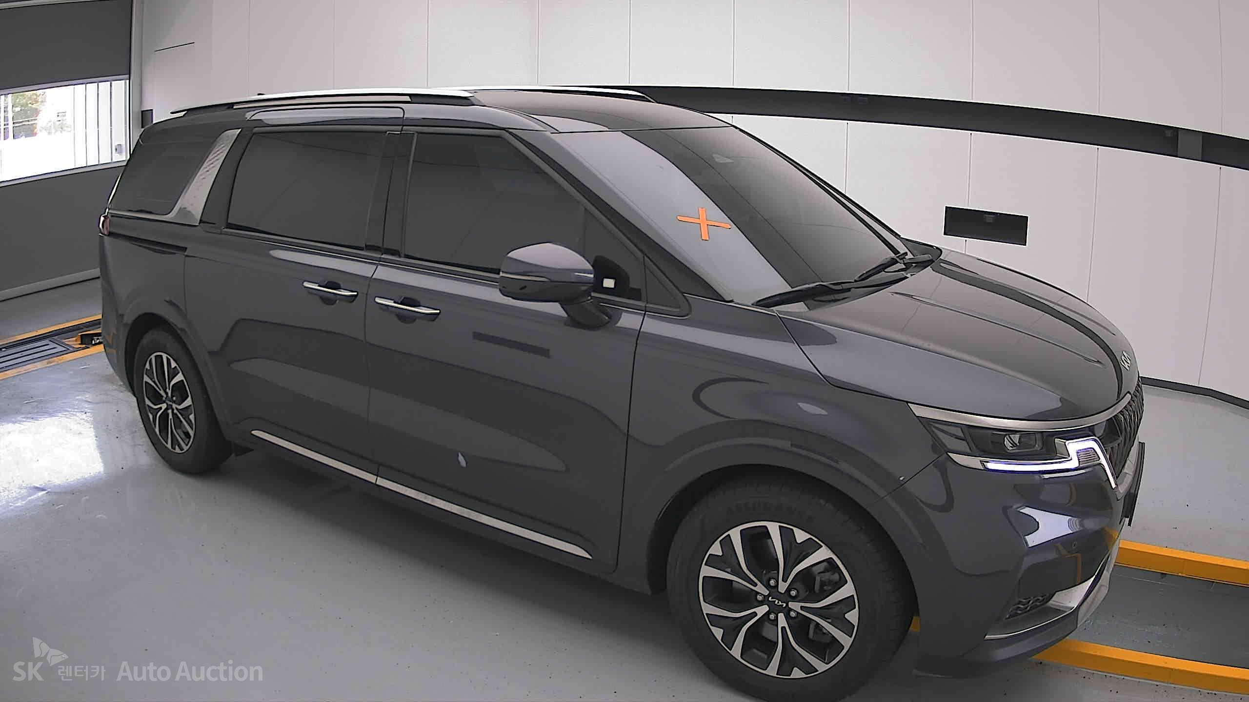 2023 - kia carnival