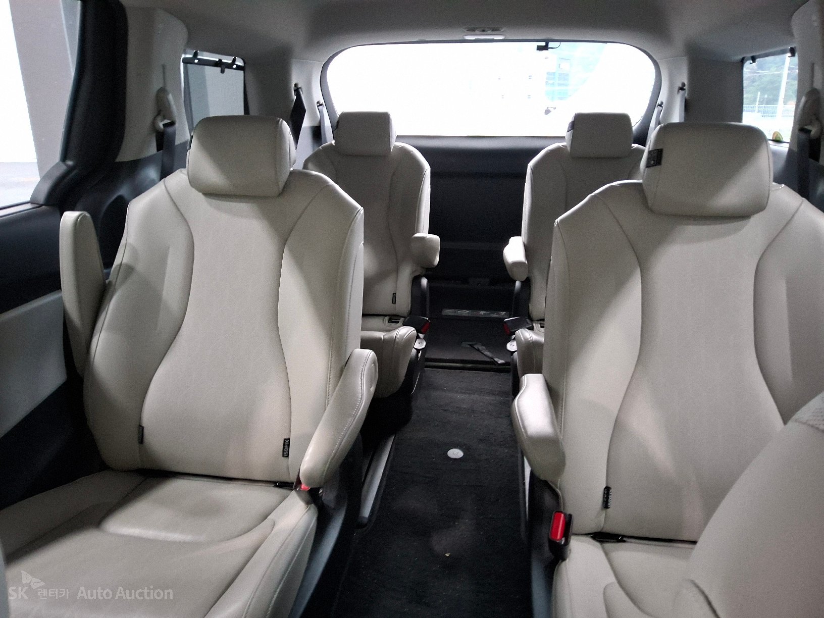 2023 - kia carnival
