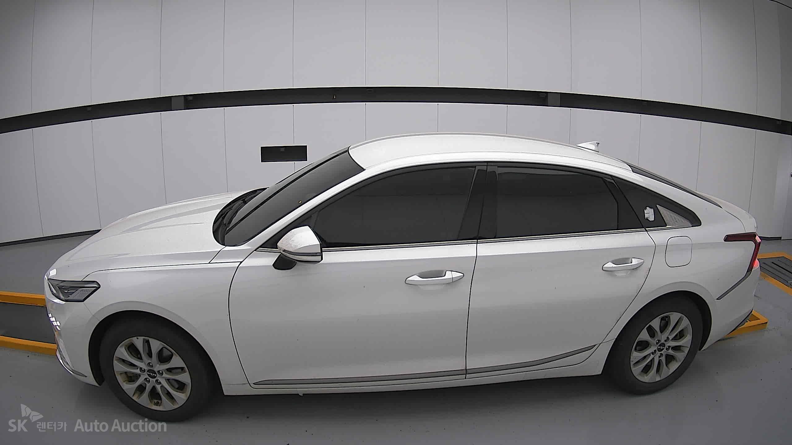 2023 - kia k8