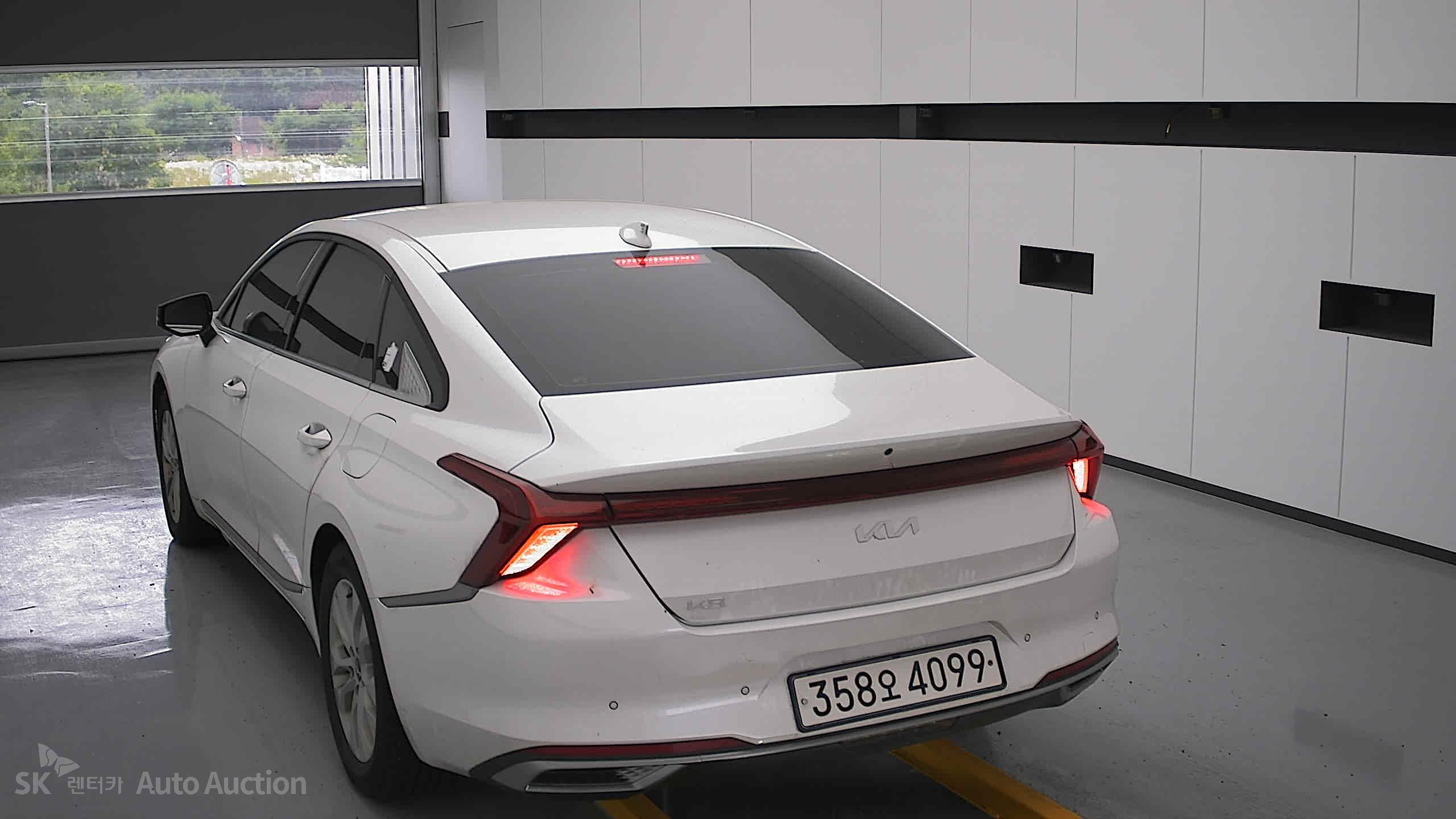 2023 - kia k8