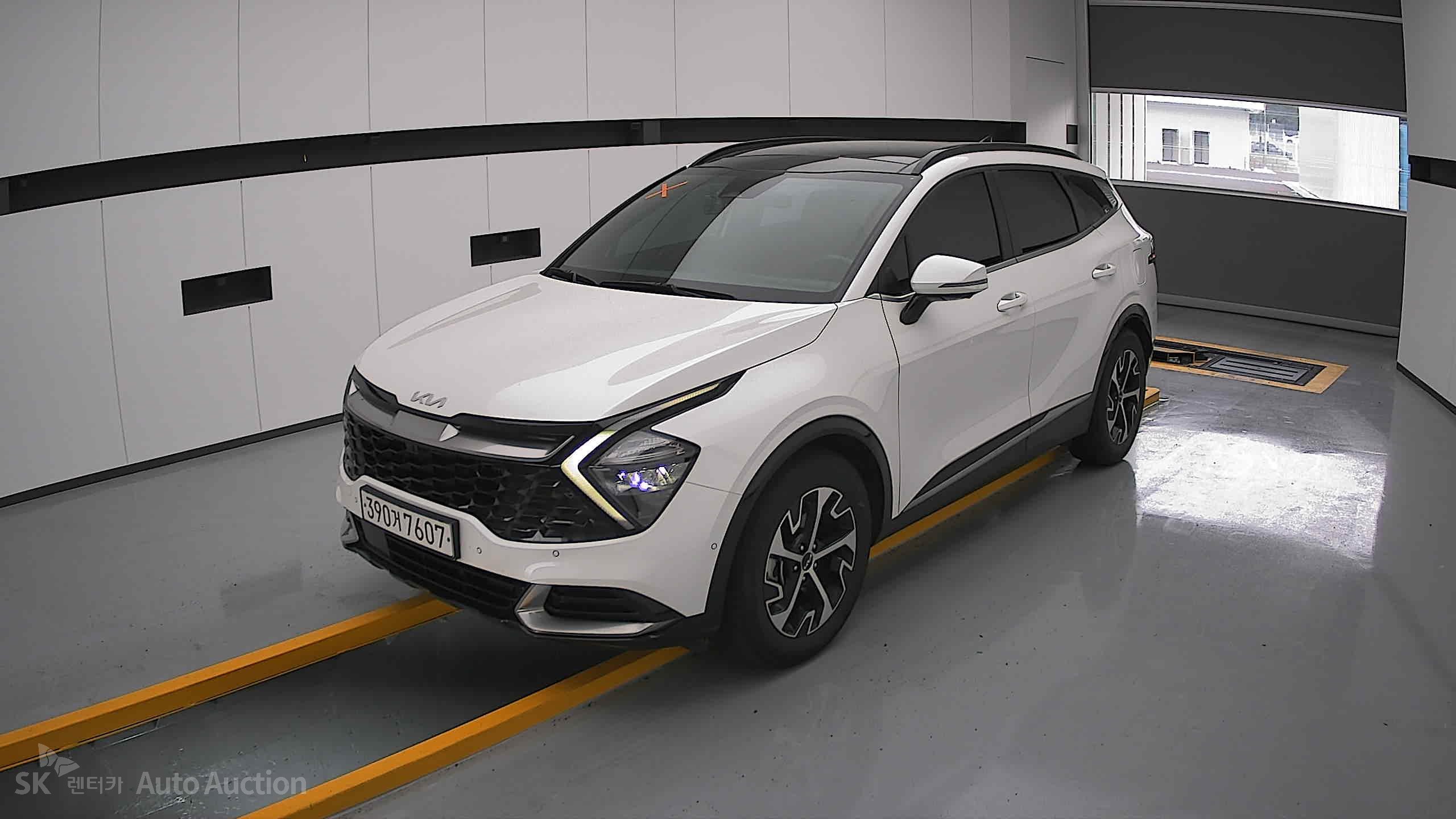 2022 - kia sportage