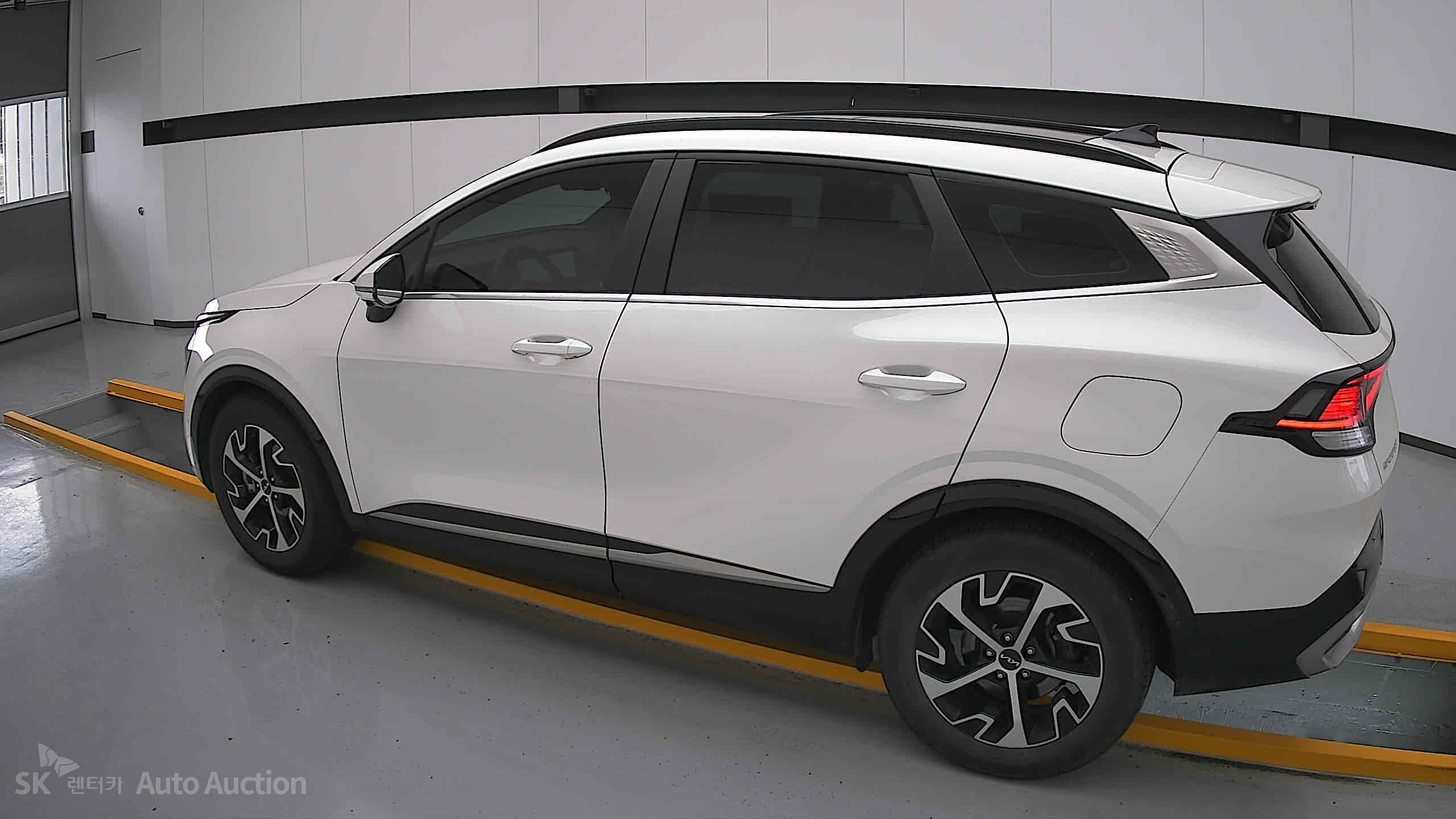 2022 - kia sportage