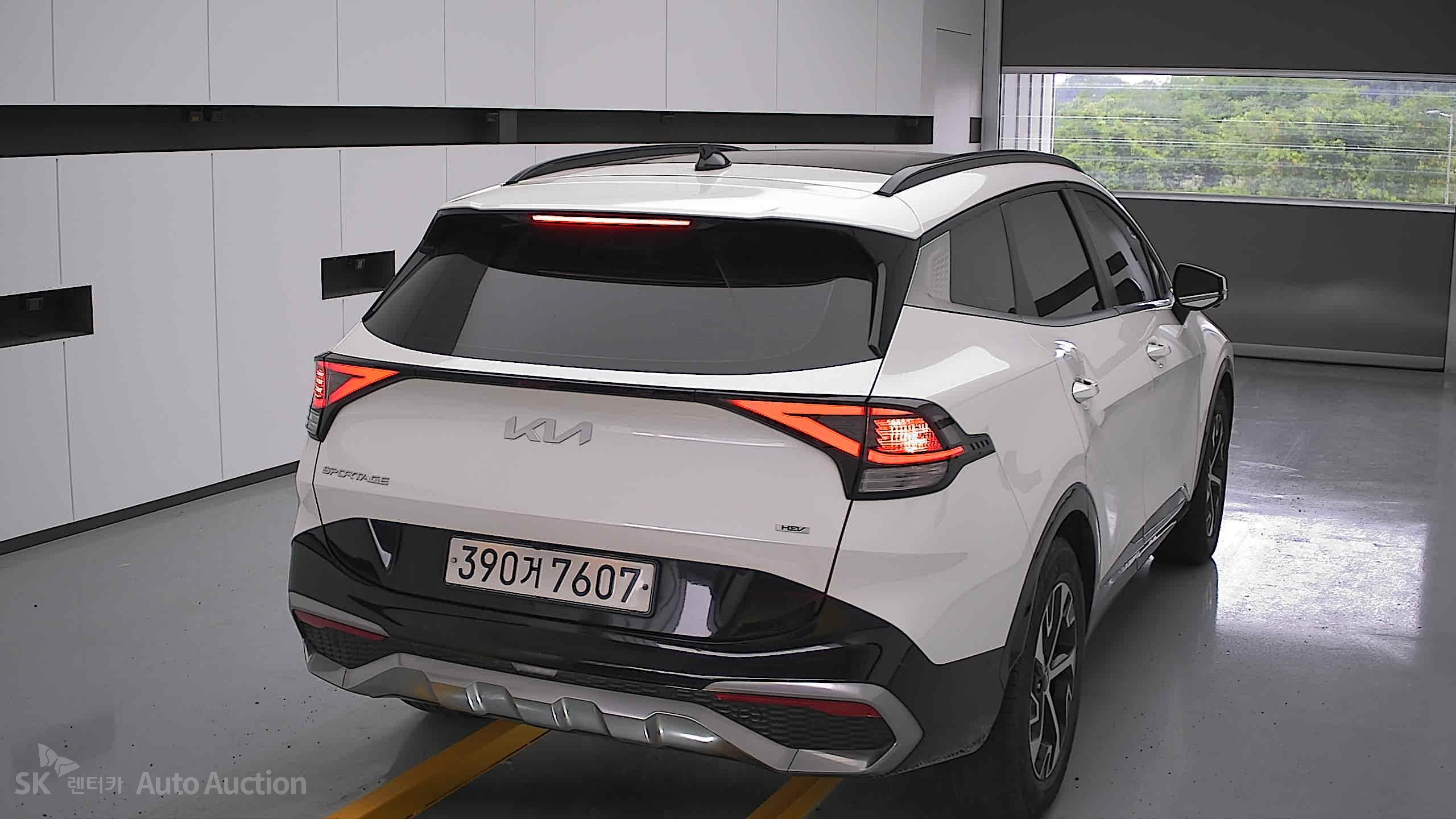 2022 - kia sportage
