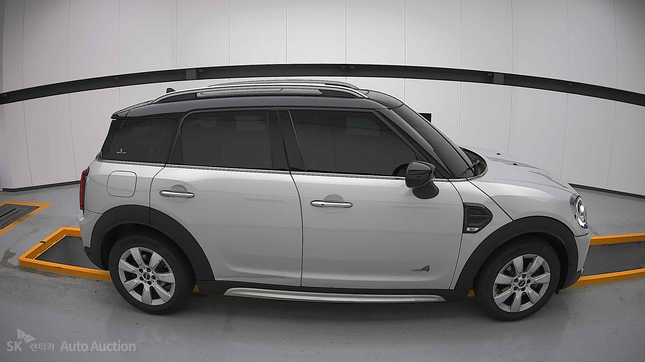 2022 - mini countryman