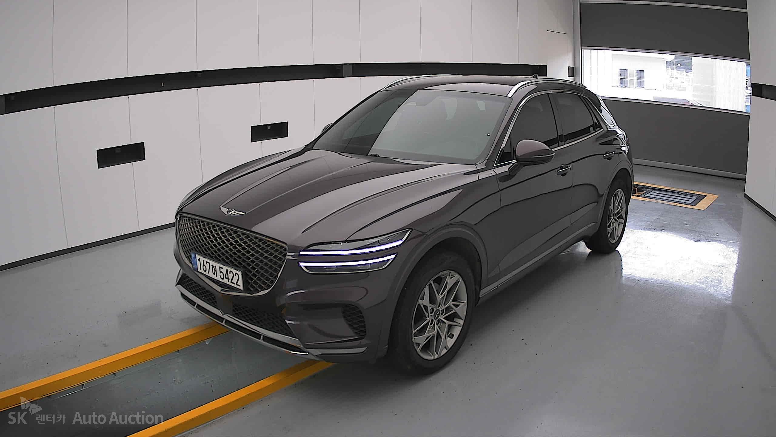 2021 - genesis gv70