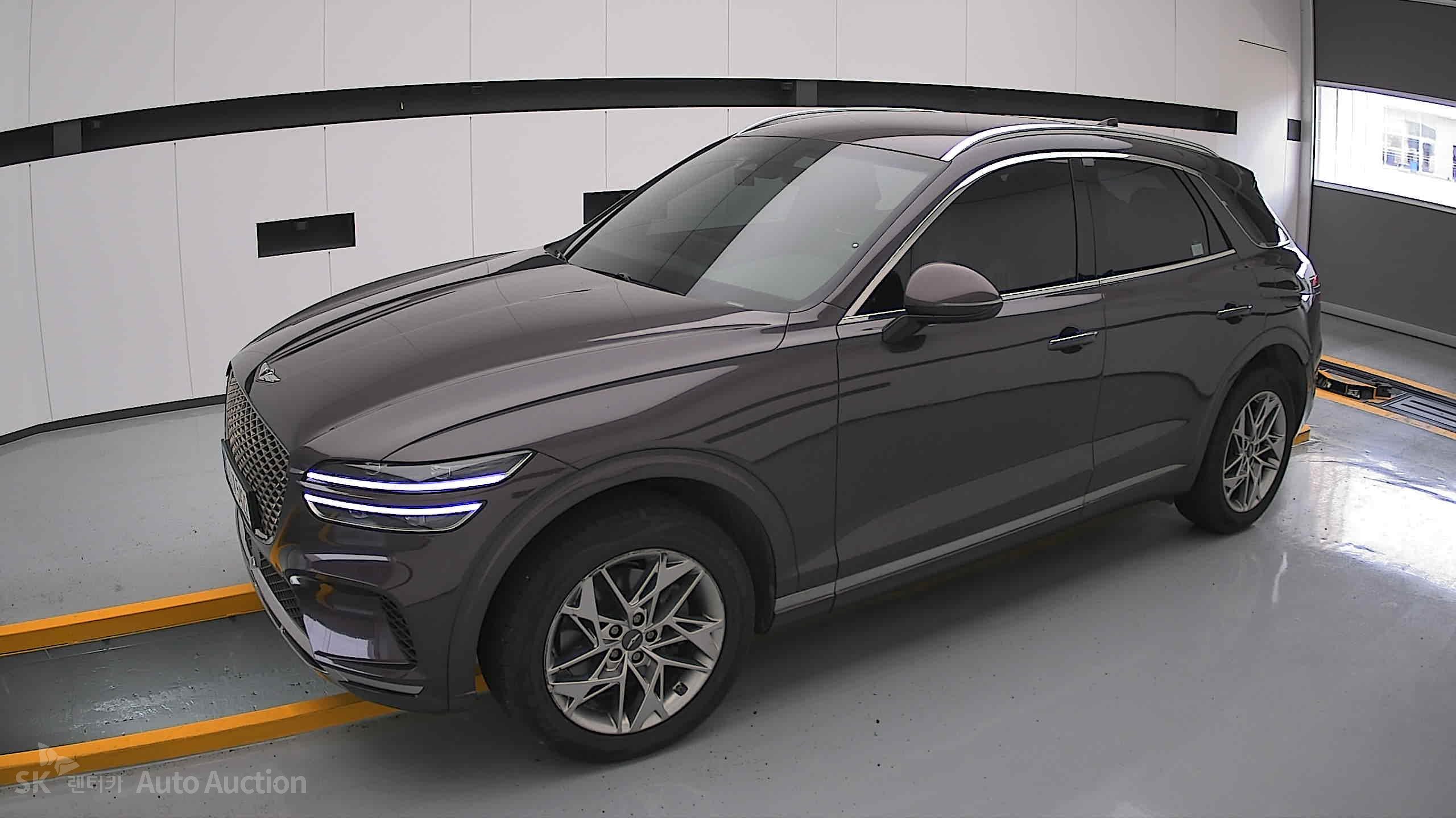 2021 - genesis gv70