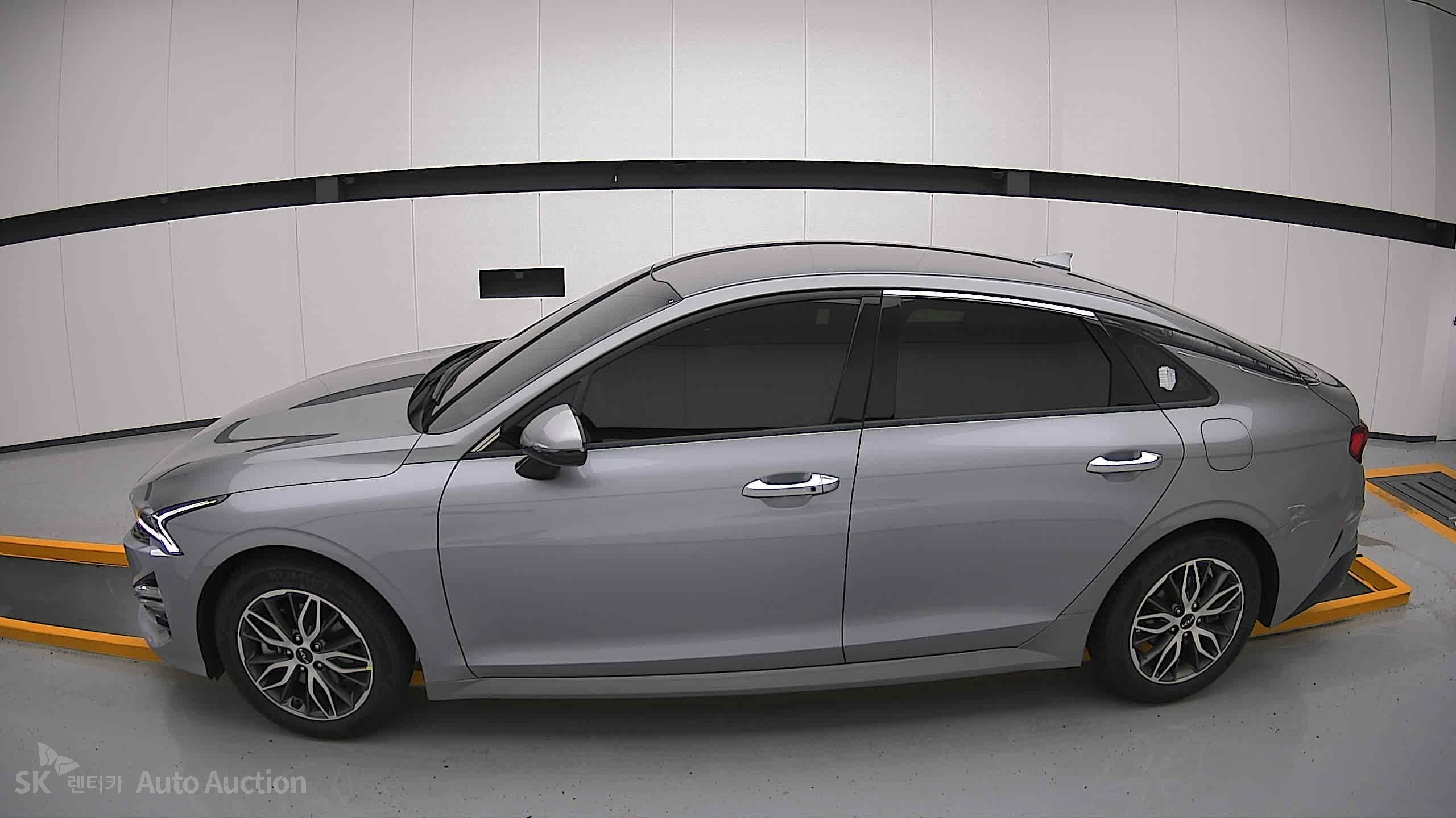 2023 - kia k5