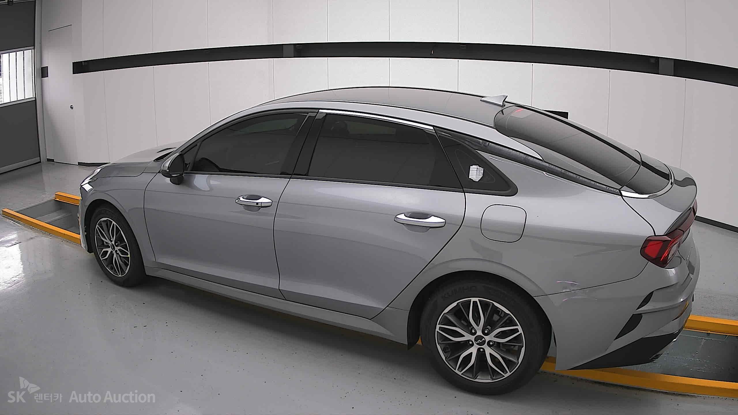 2023 - kia k5