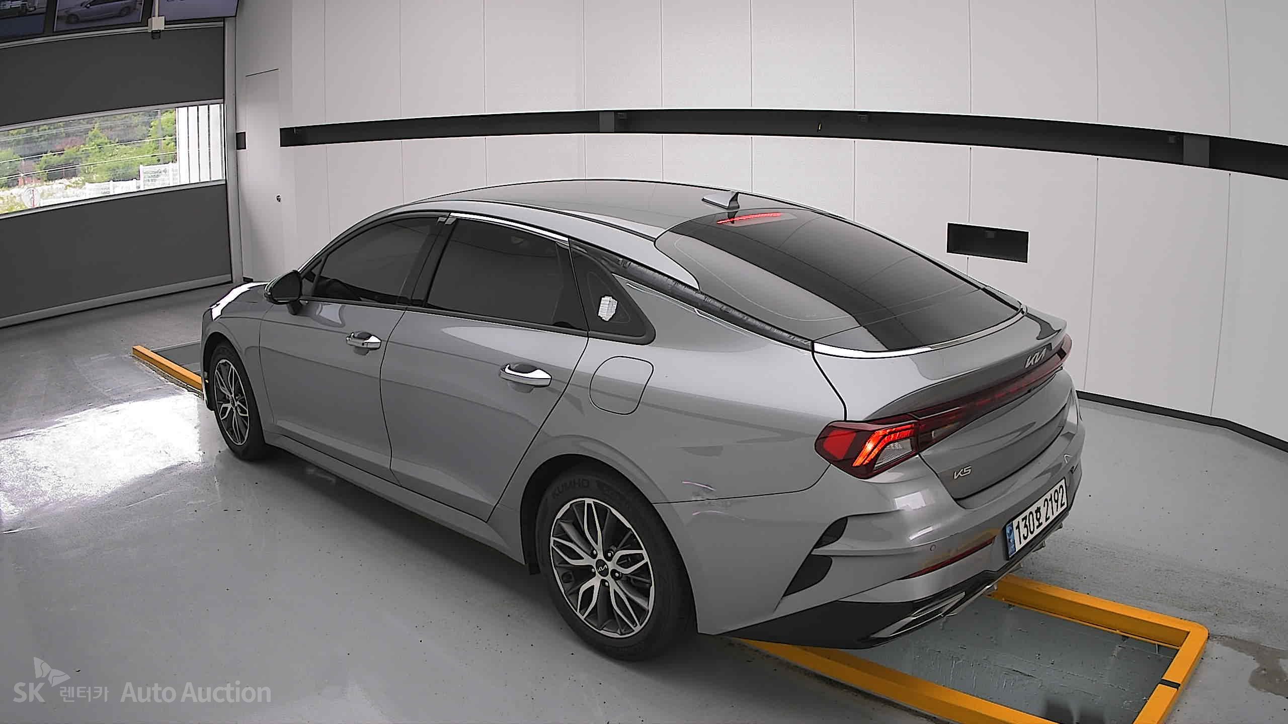 2023 - kia k5