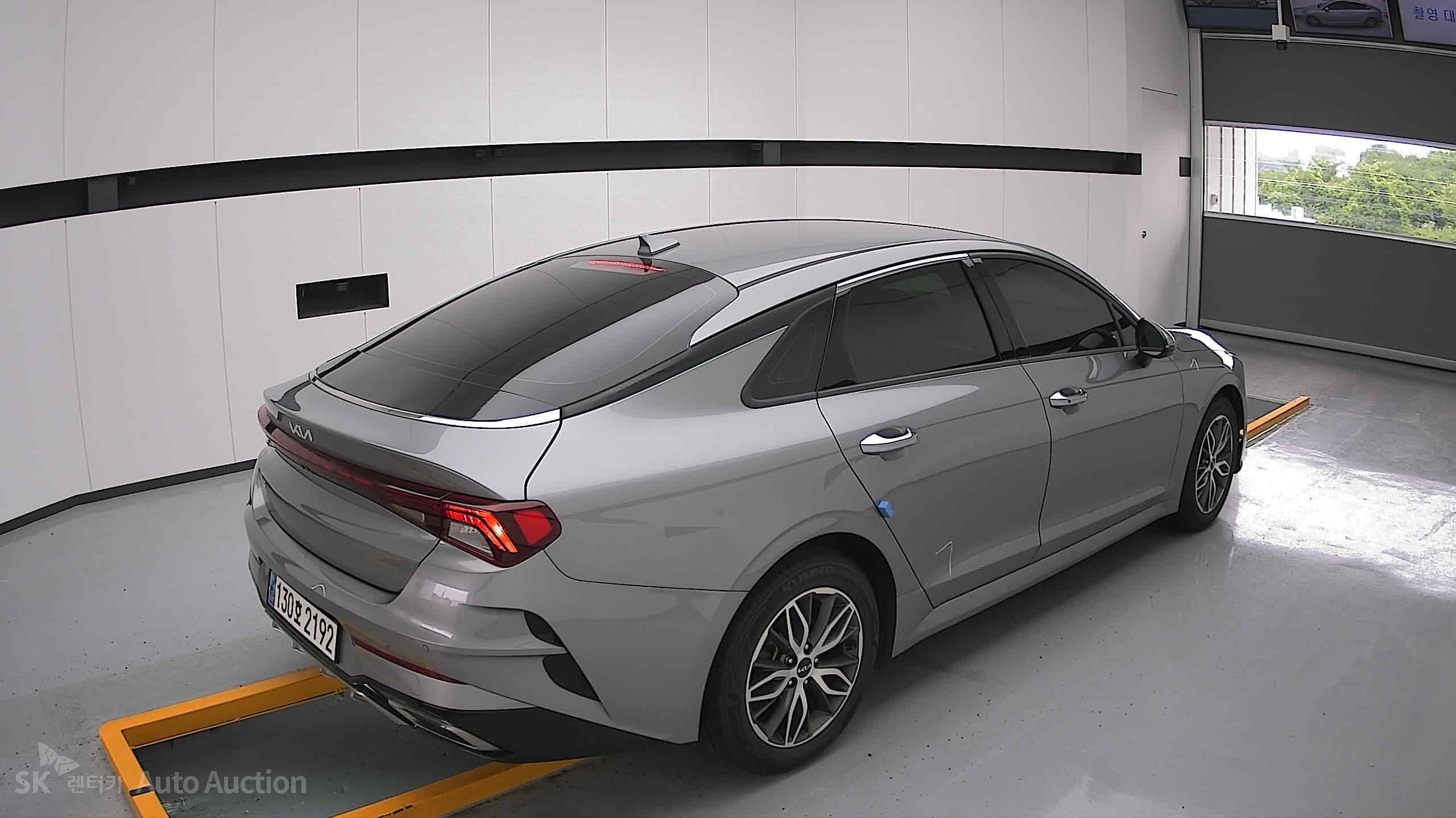 2023 - kia k5
