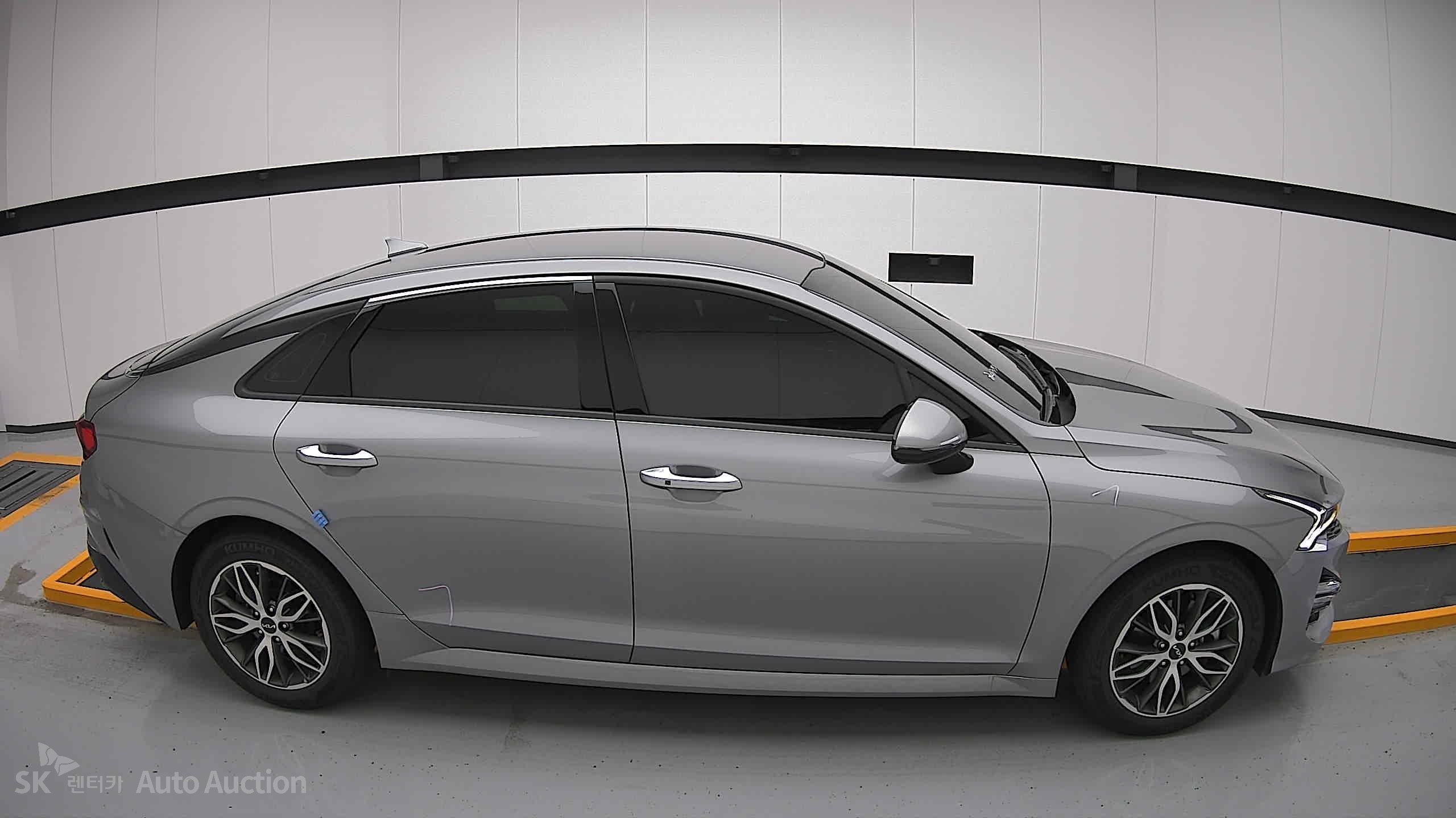 2023 - kia k5