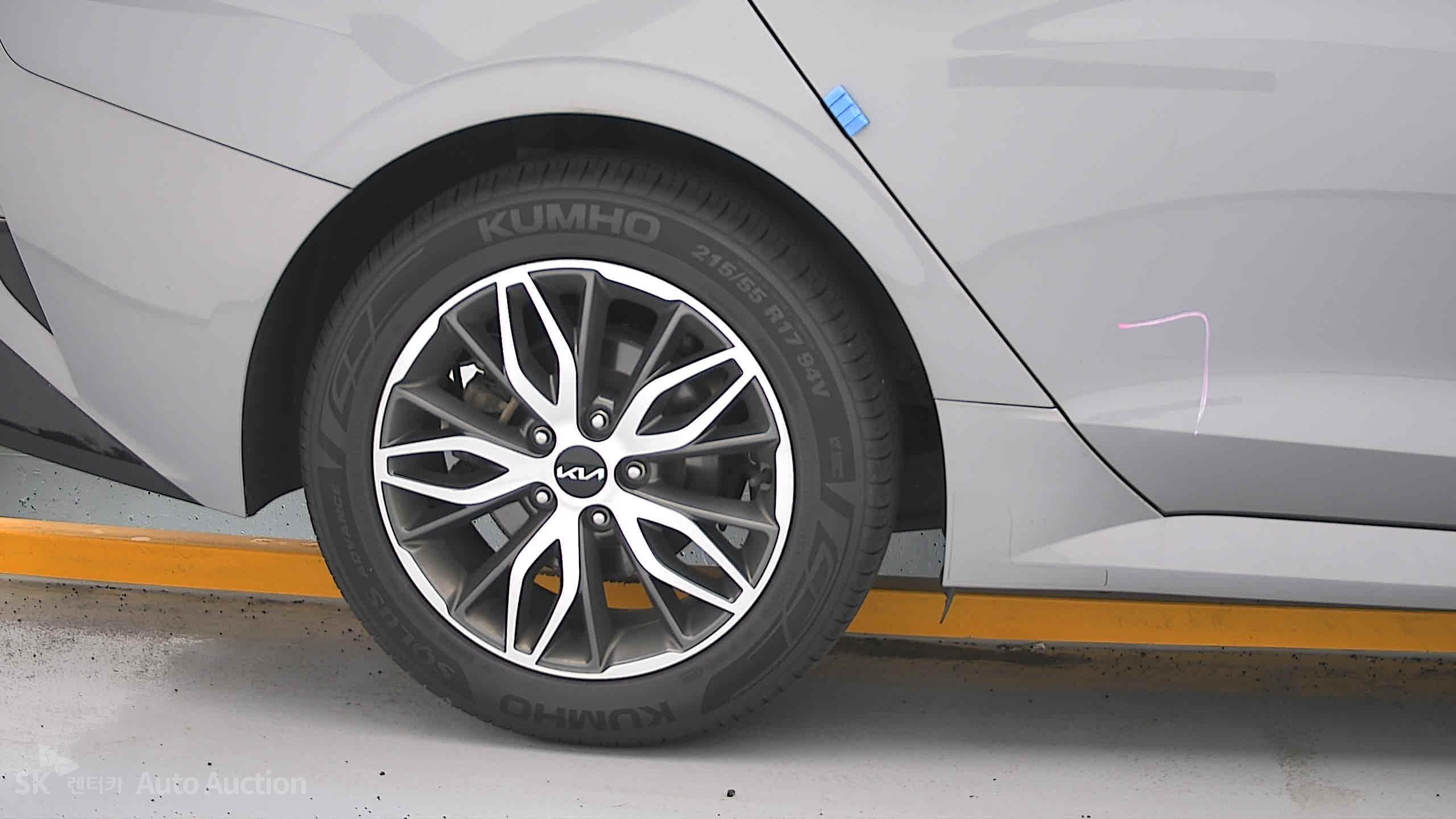 2023 - kia k5