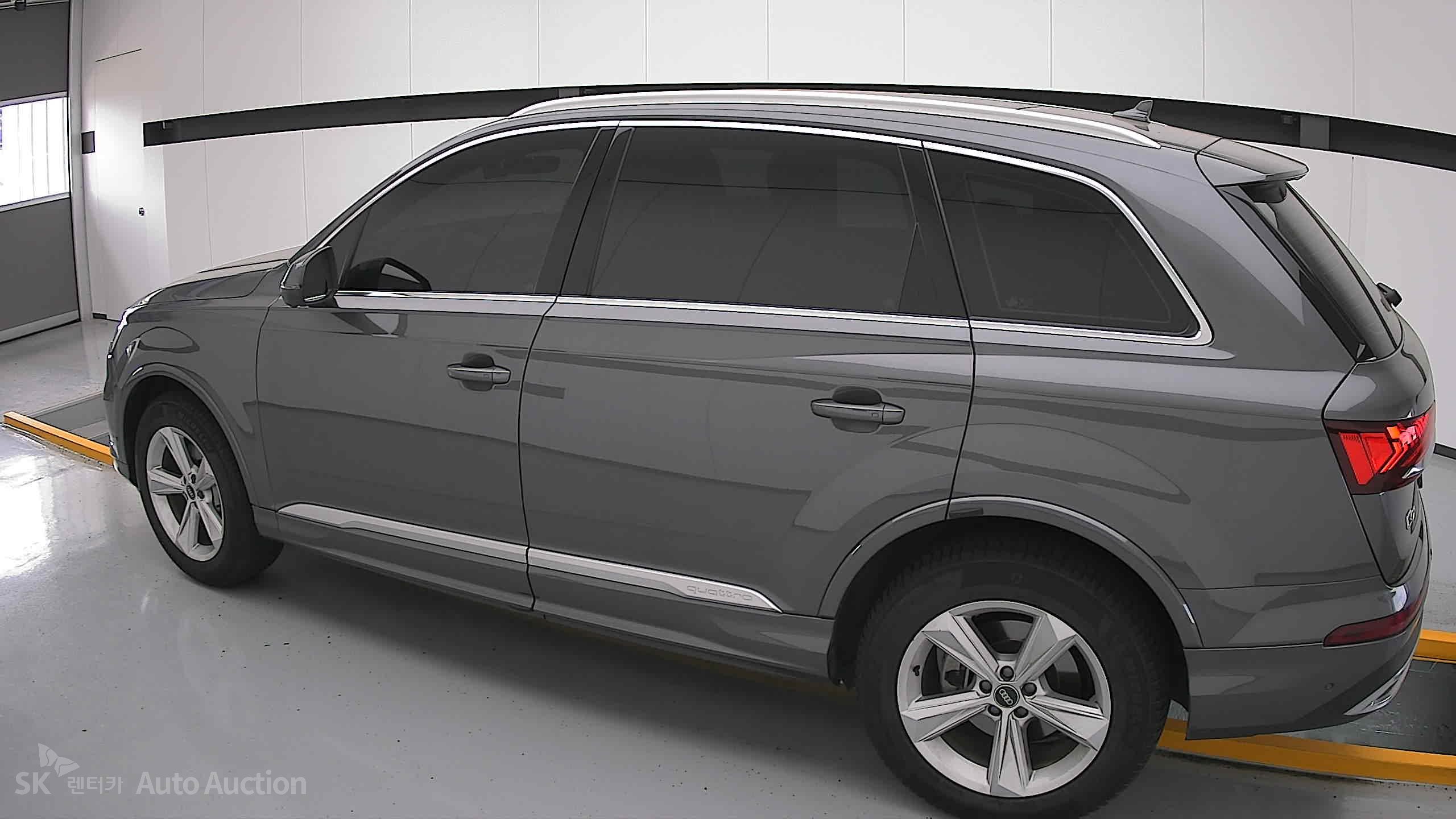 2022 - audi q7