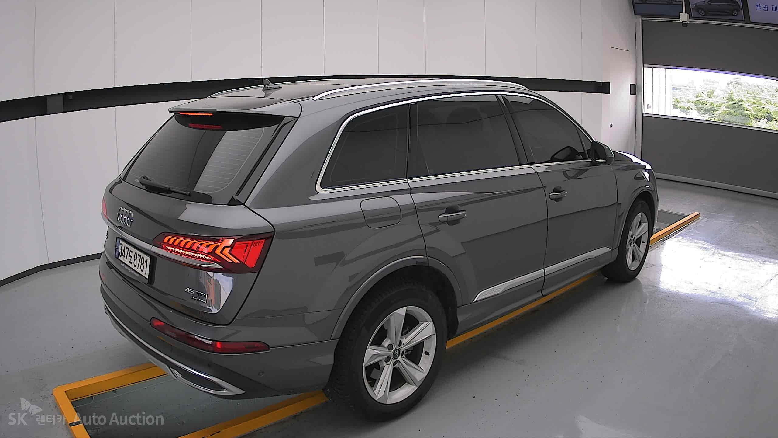 2022 - audi q7