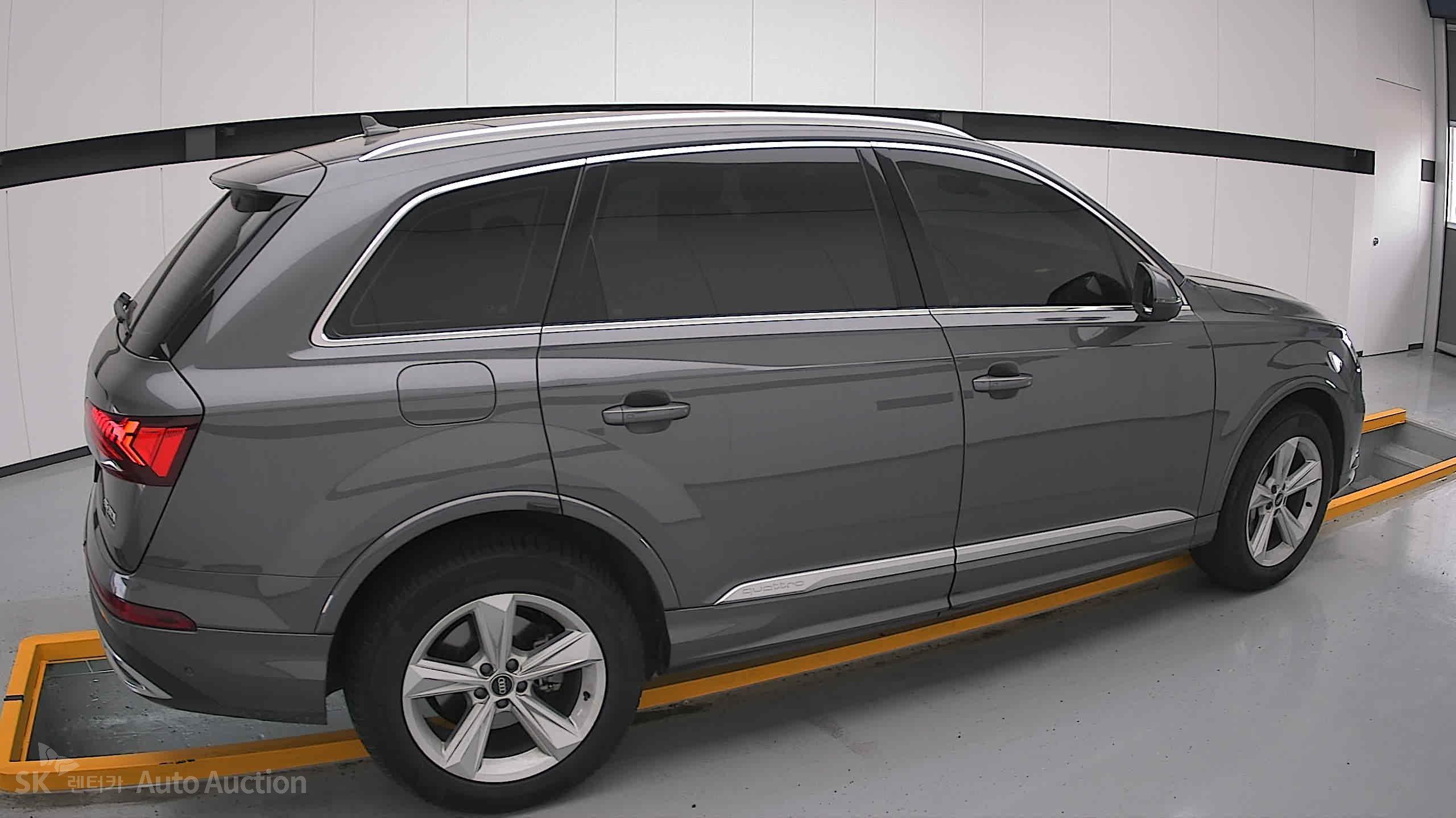 2022 - audi q7