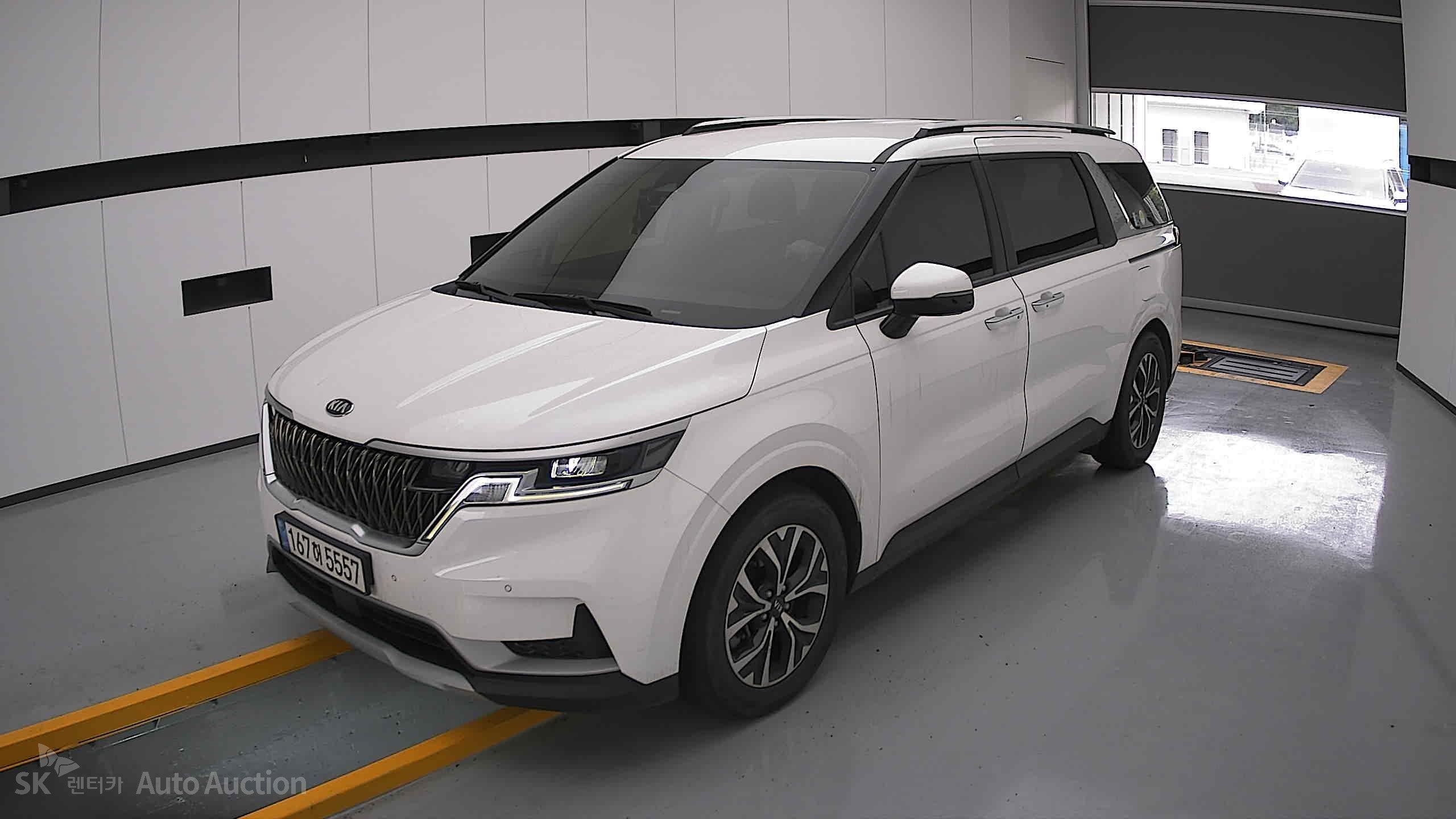 2021 - kia carnival