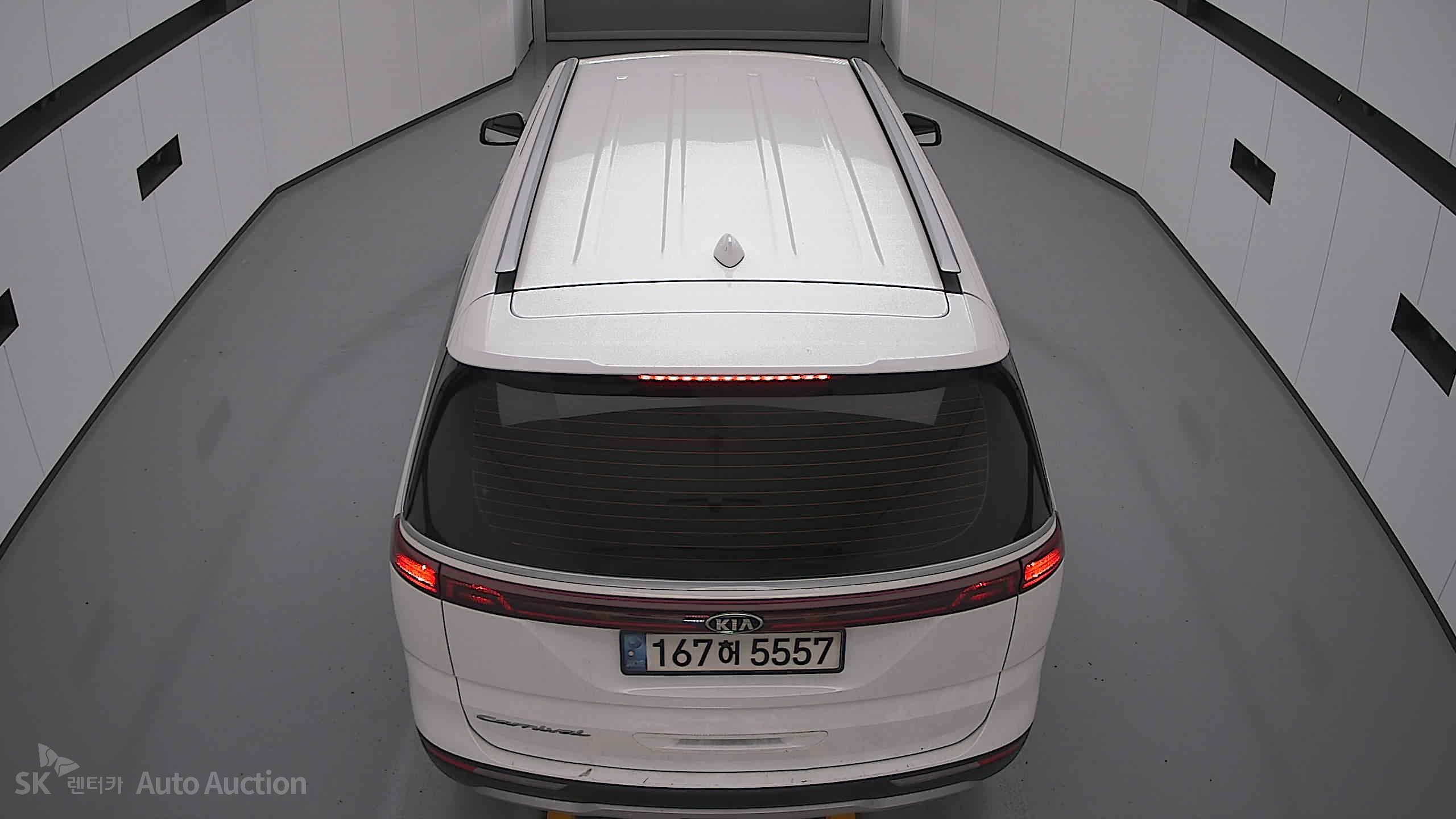 2021 - kia carnival