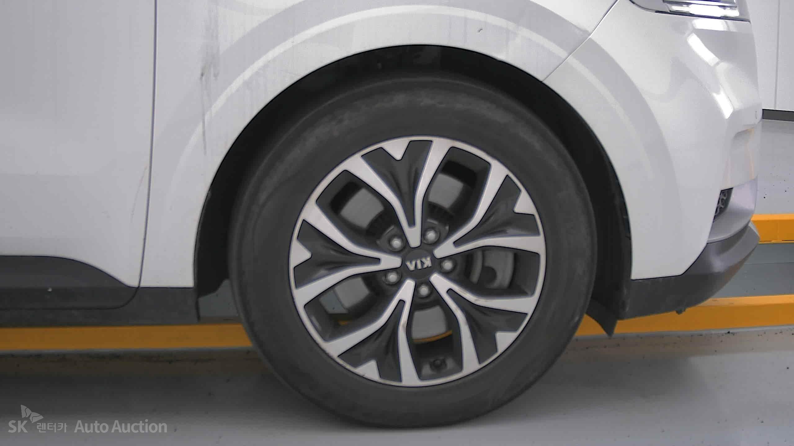 2021 - kia carnival