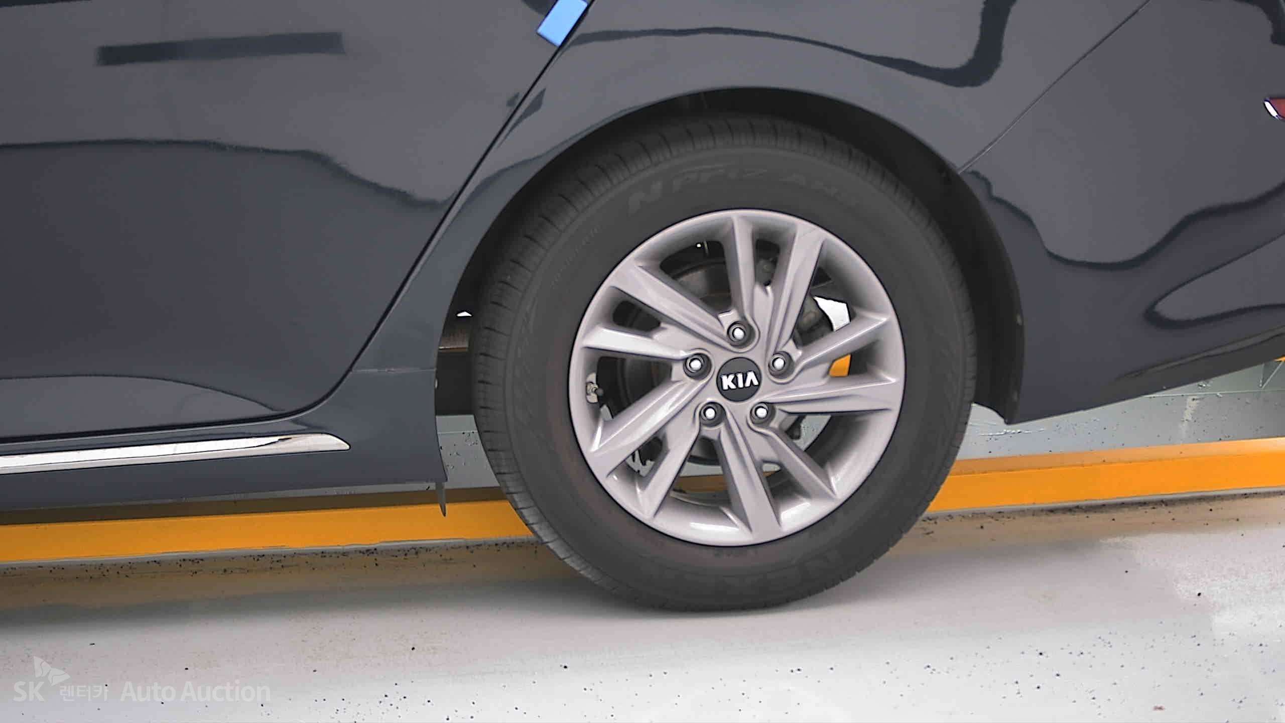 2019 - kia k5