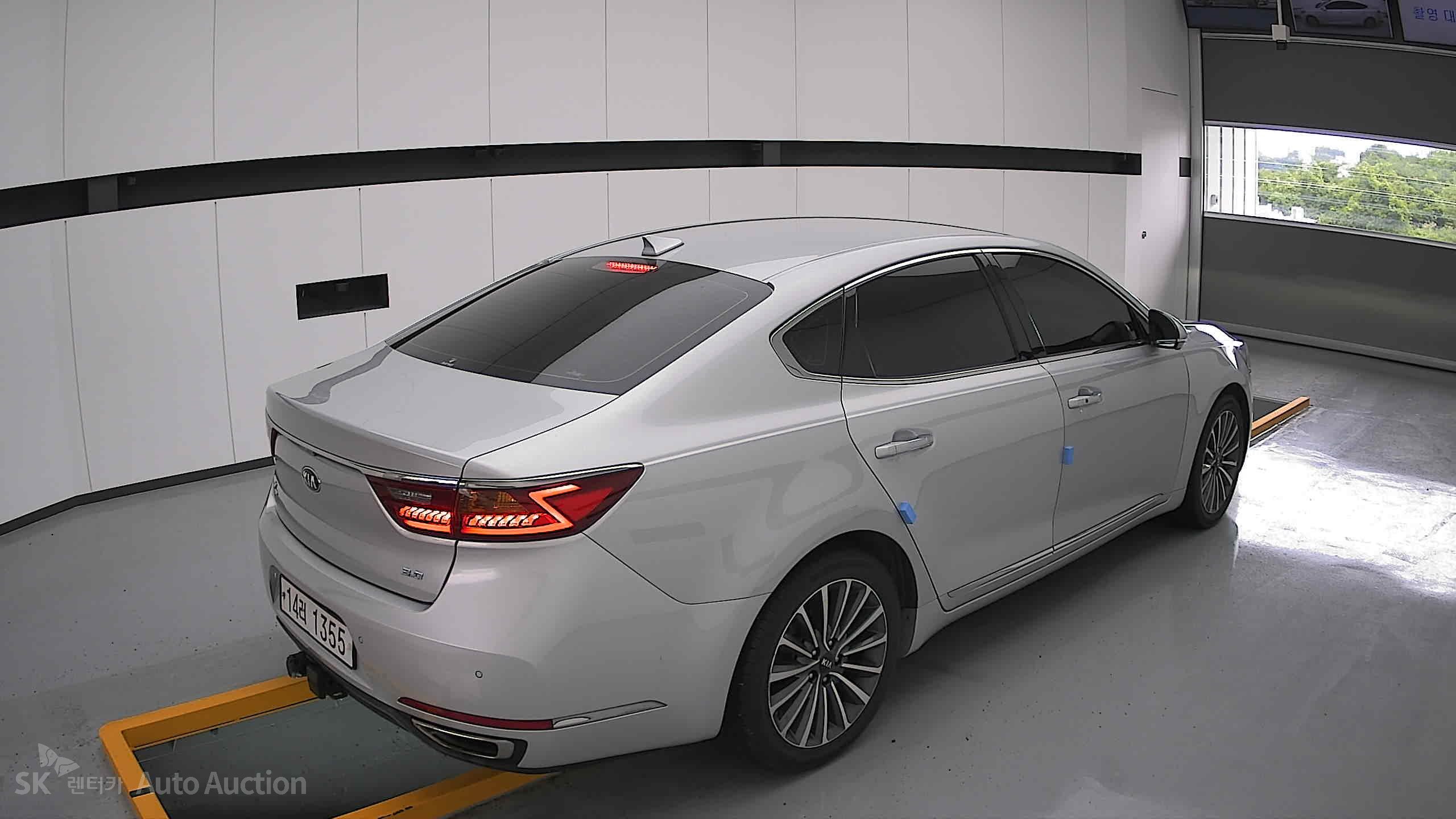 2018 - kia k7