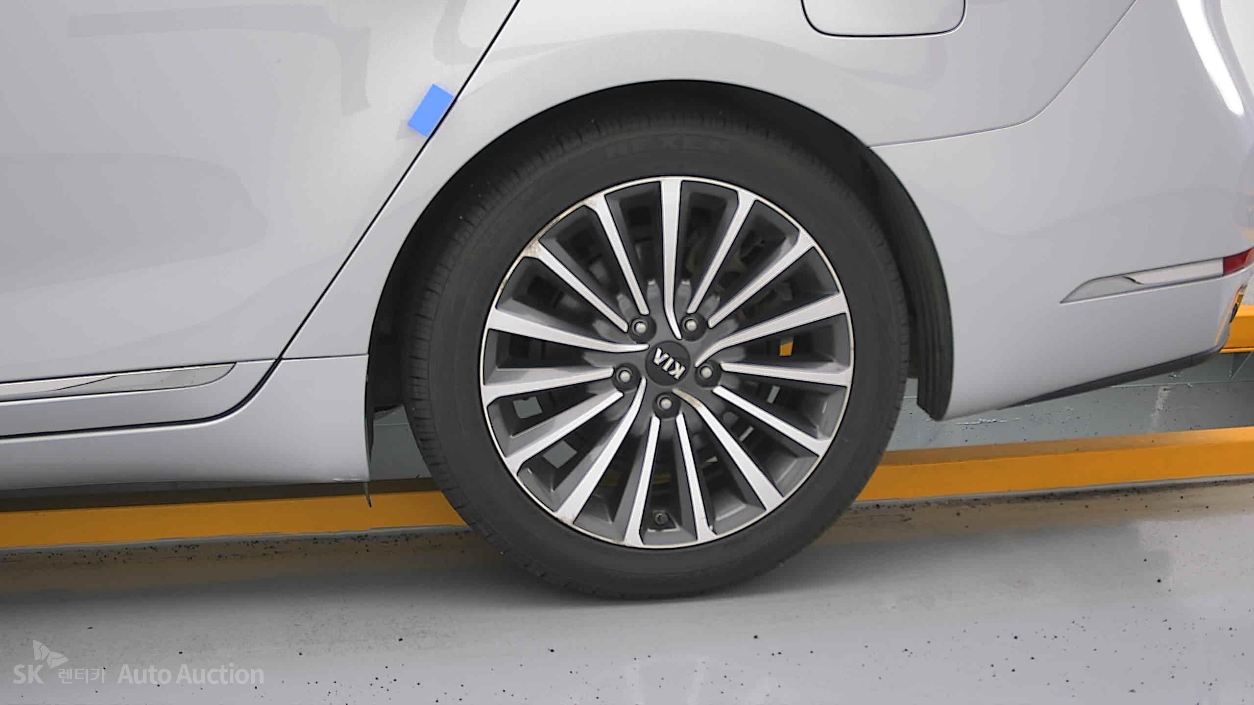 2018 - kia k7
