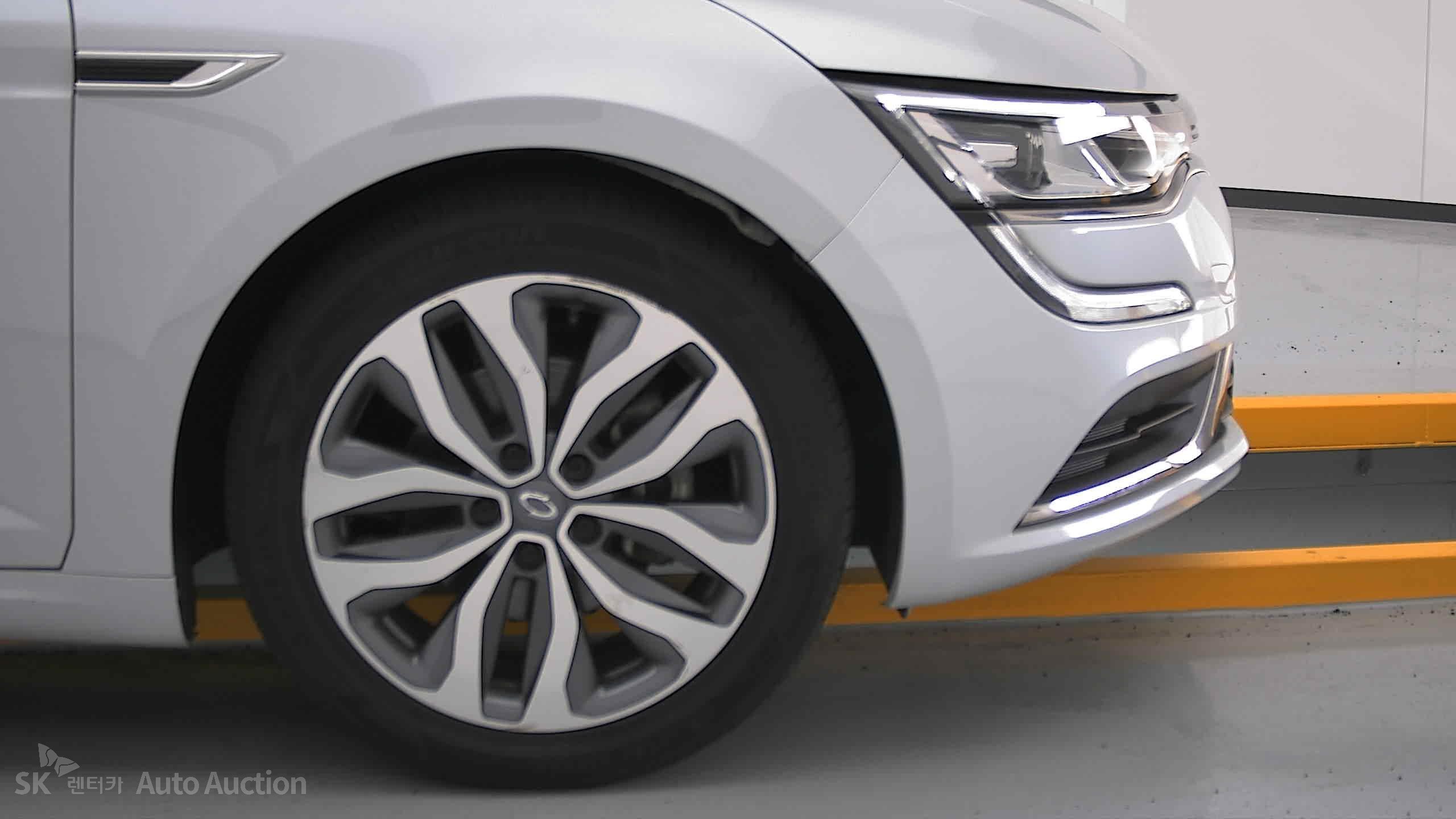 2016 - renault samsung sm6