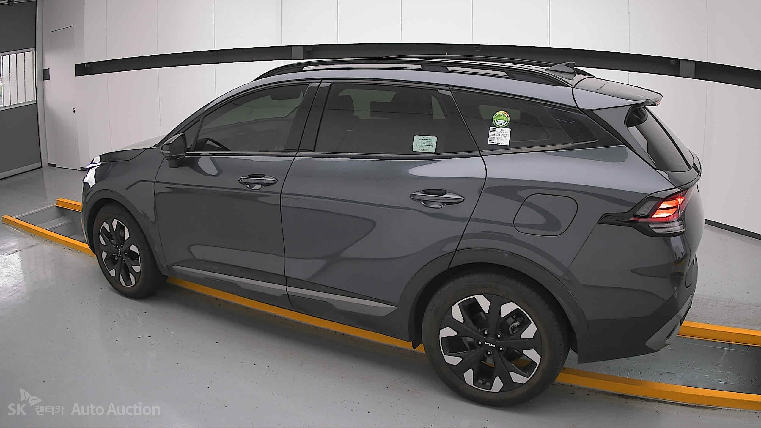 2022 - kia sportage