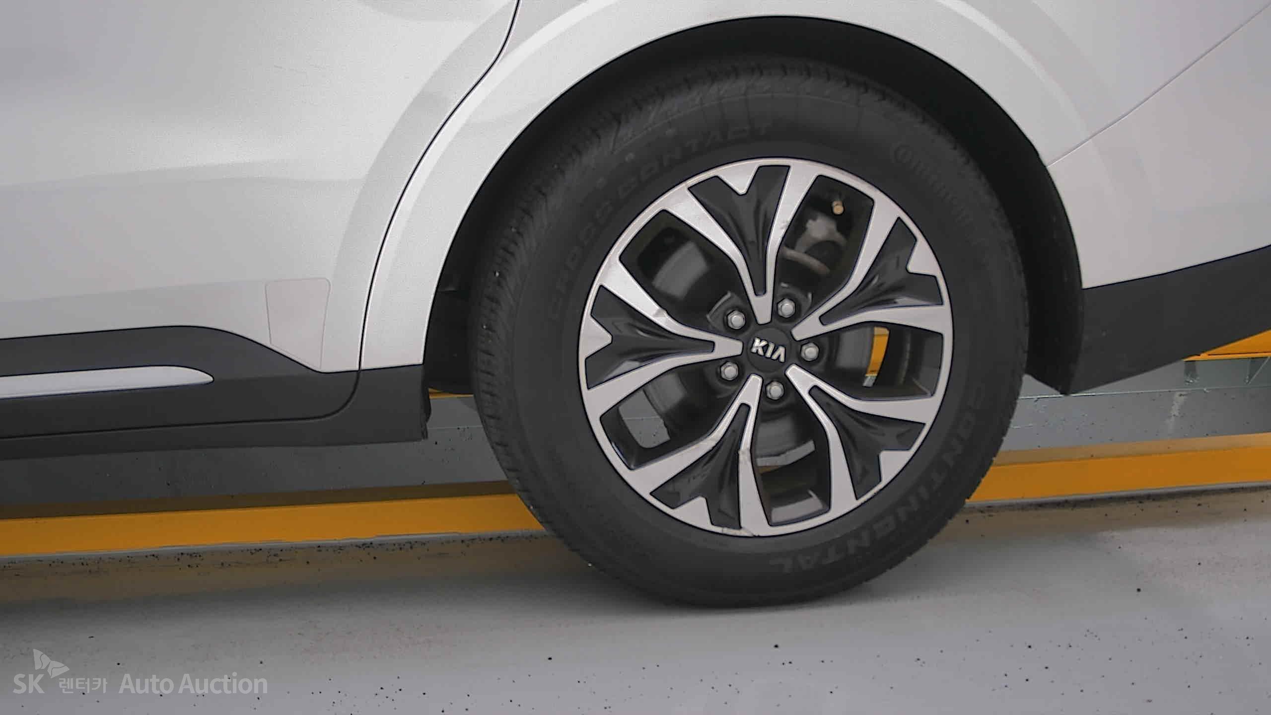 2021 - kia carnival