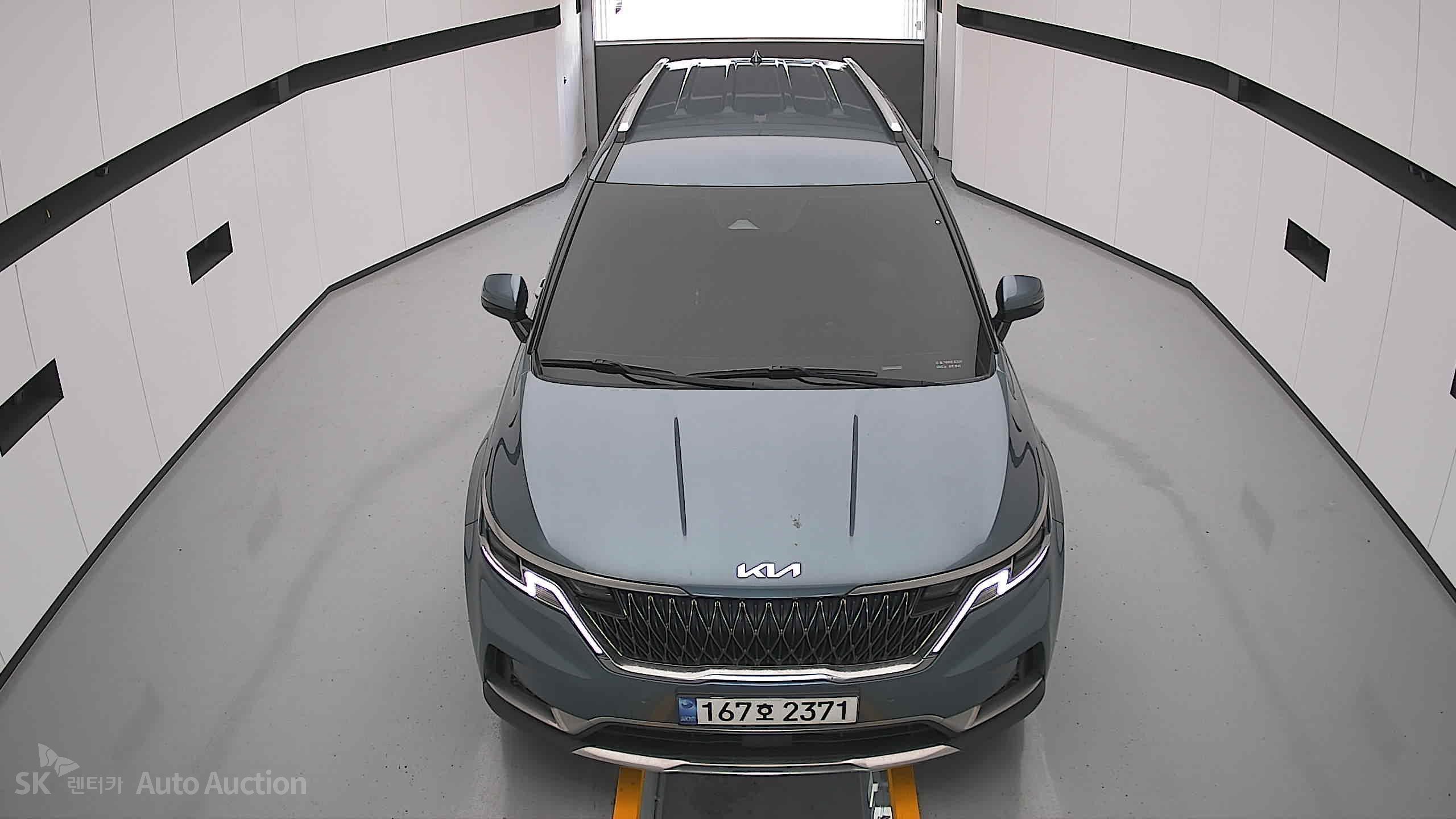 2023 - kia carnival