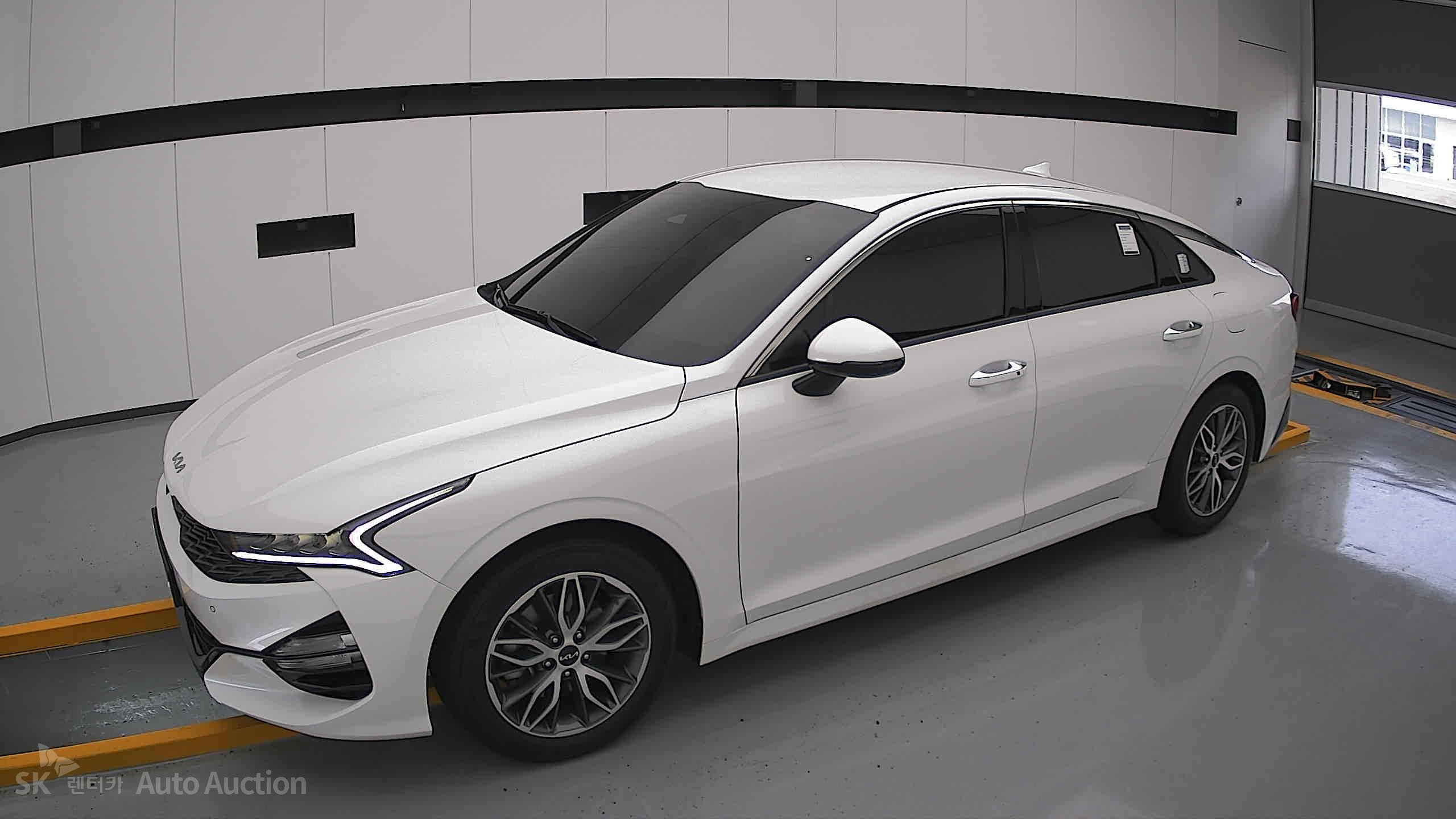 2023 - kia k5