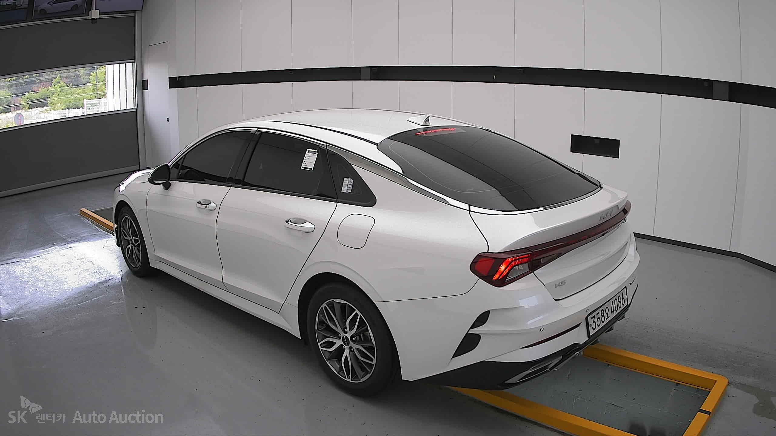 2023 - kia k5