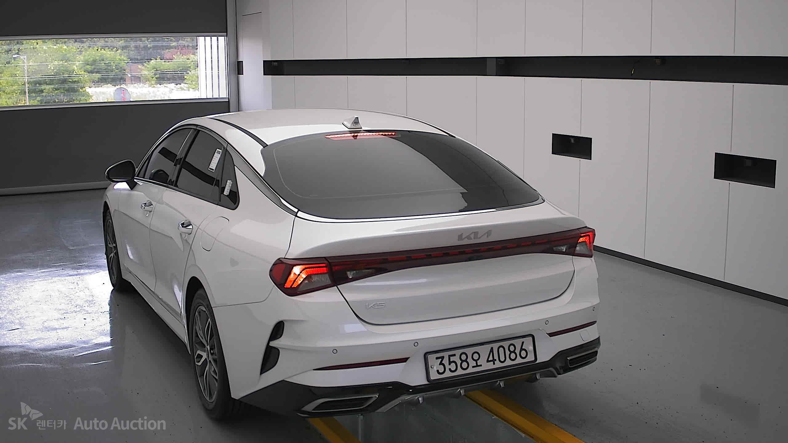 2023 - kia k5