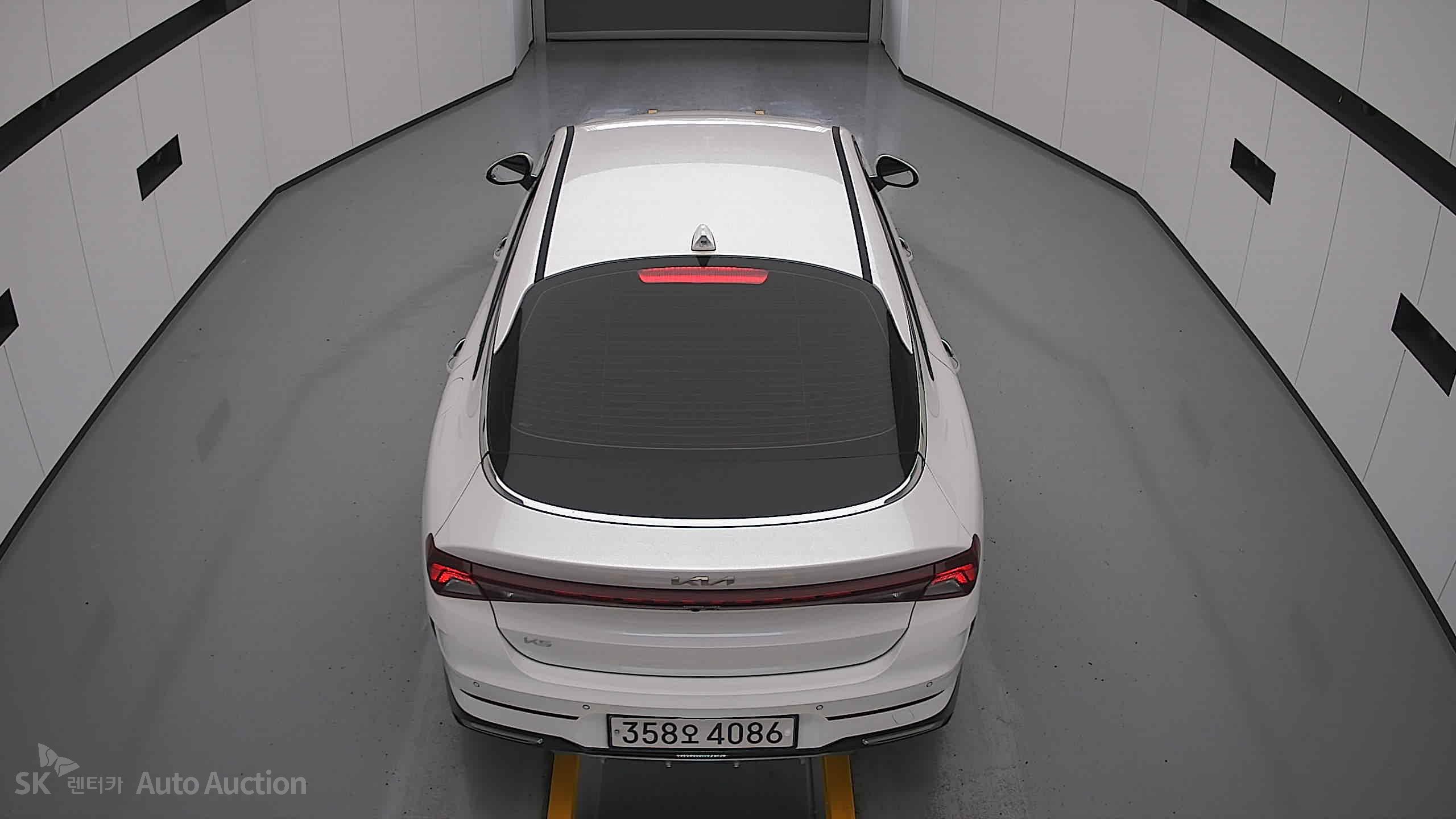 2023 - kia k5