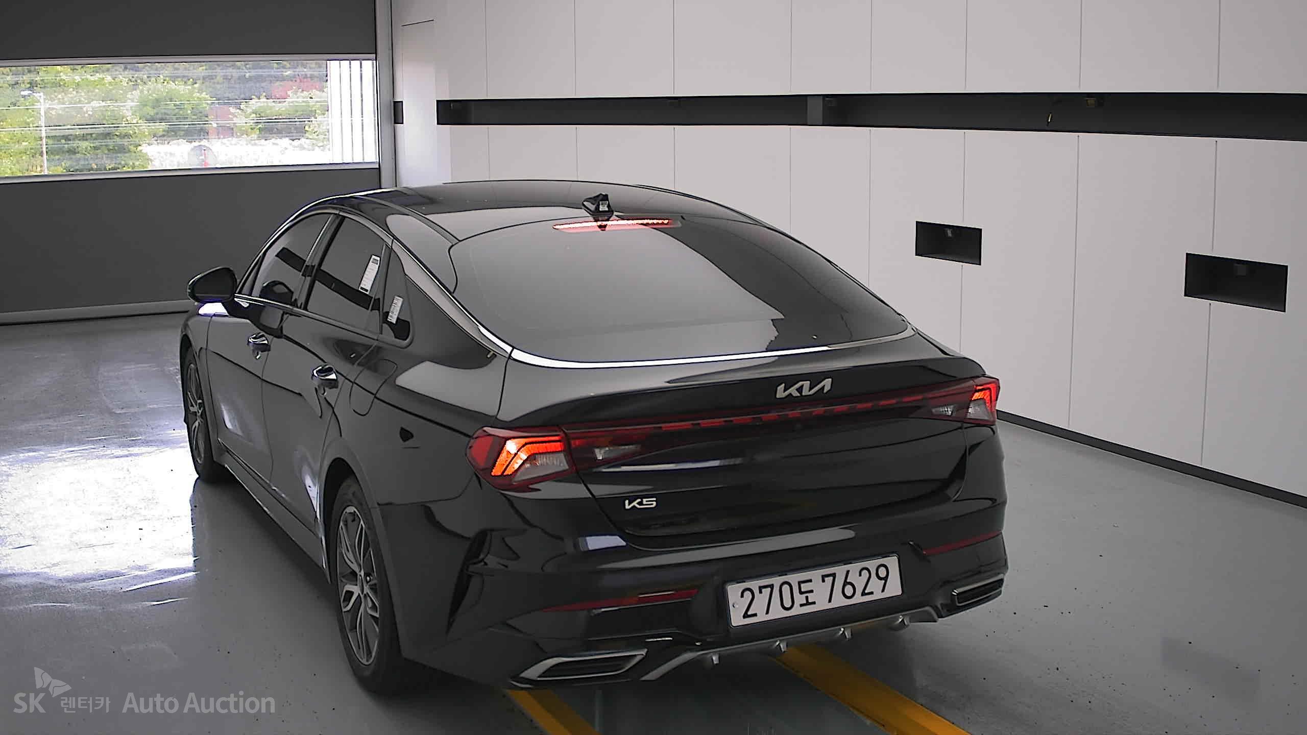 2023 - kia k5